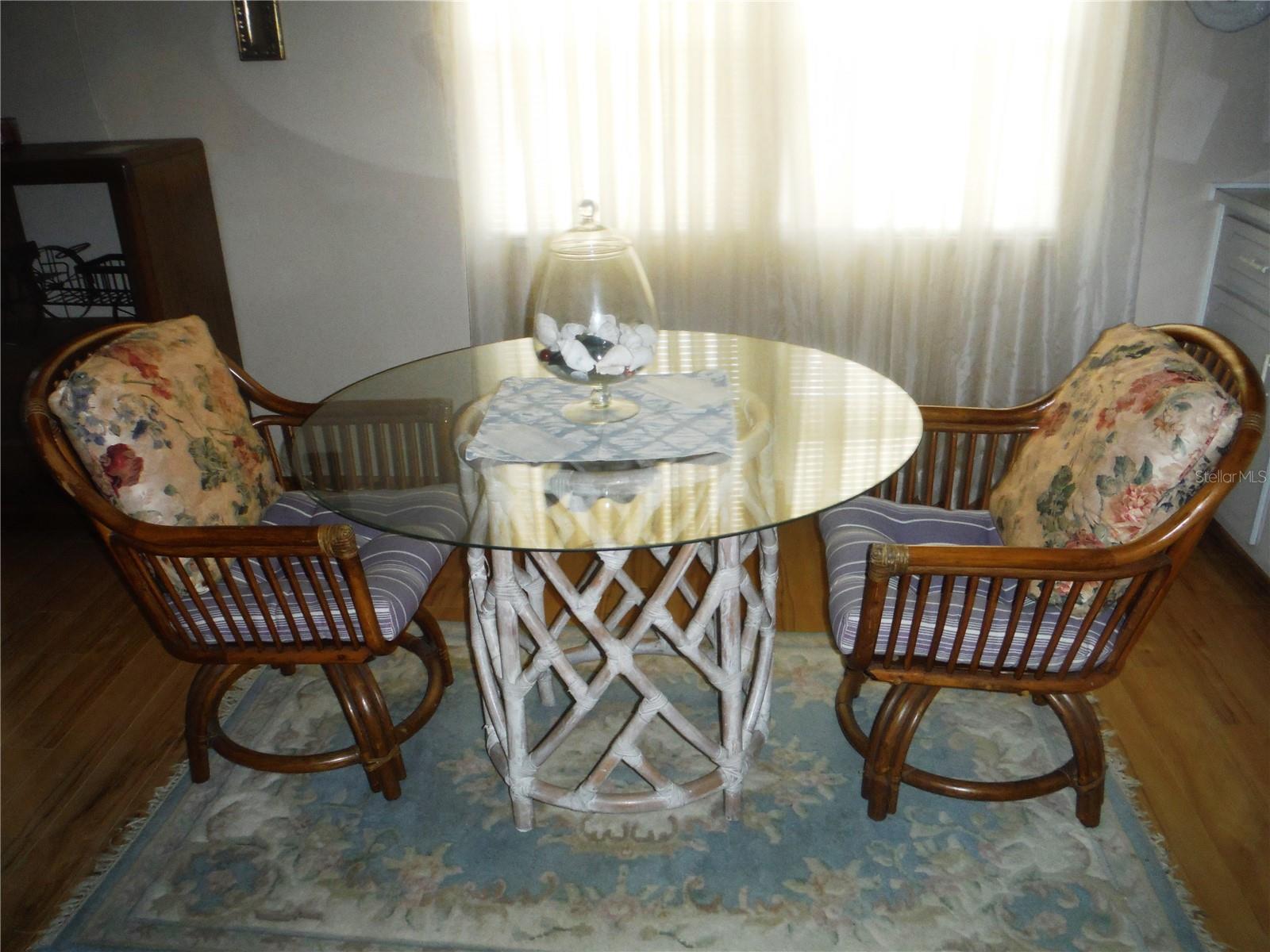 Listing photo id 8 for 38 Deer Trail Court 49