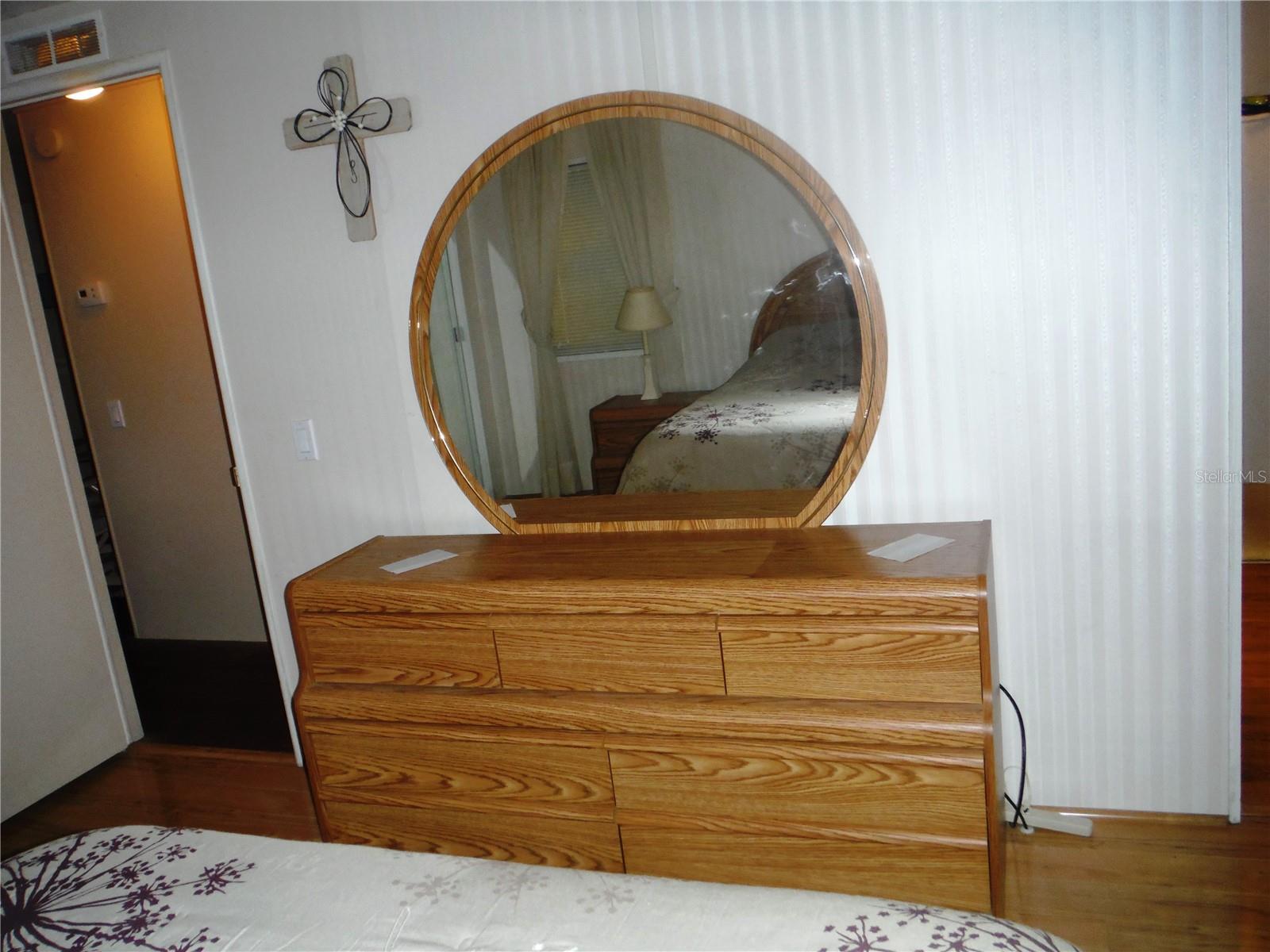 Listing photo id 16 for 38 Deer Trail Court 49