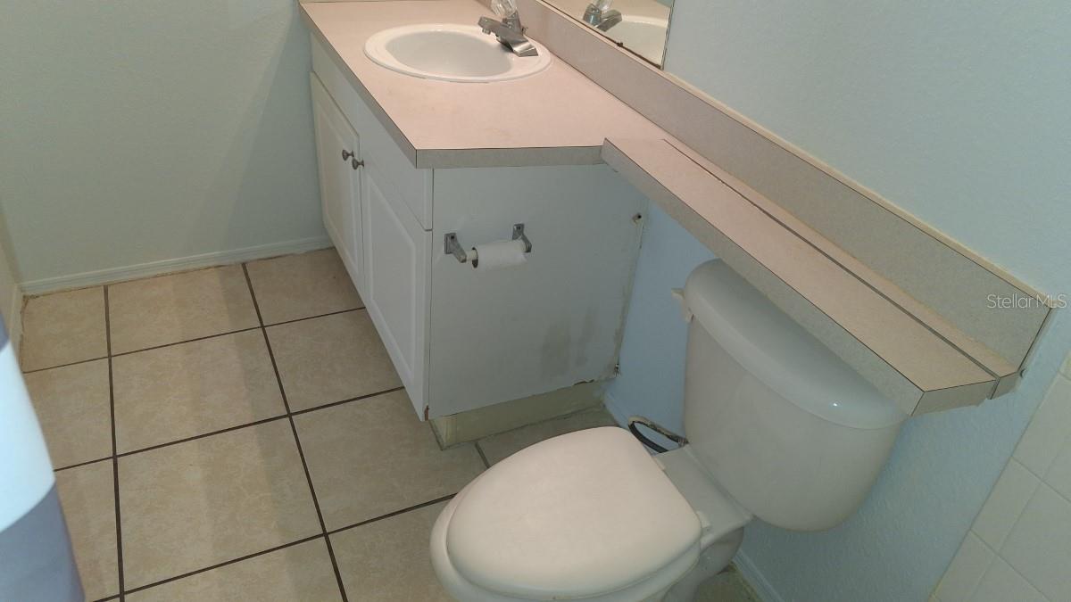 Image 8 of 34 For 5908 Brickleberry Lane 103