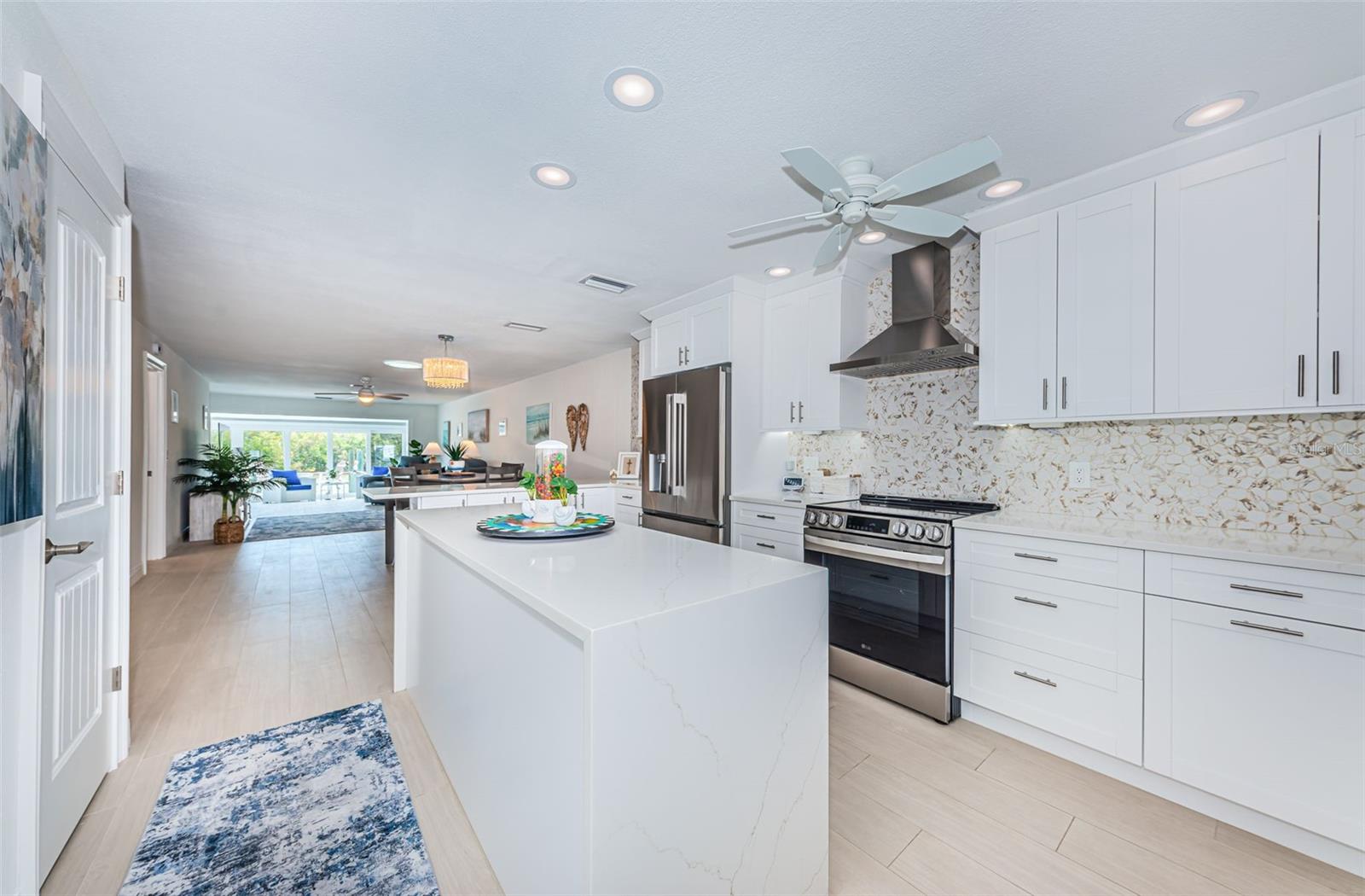 Image 16 of 67 For 476 Boca Ciega Point Boulevard S