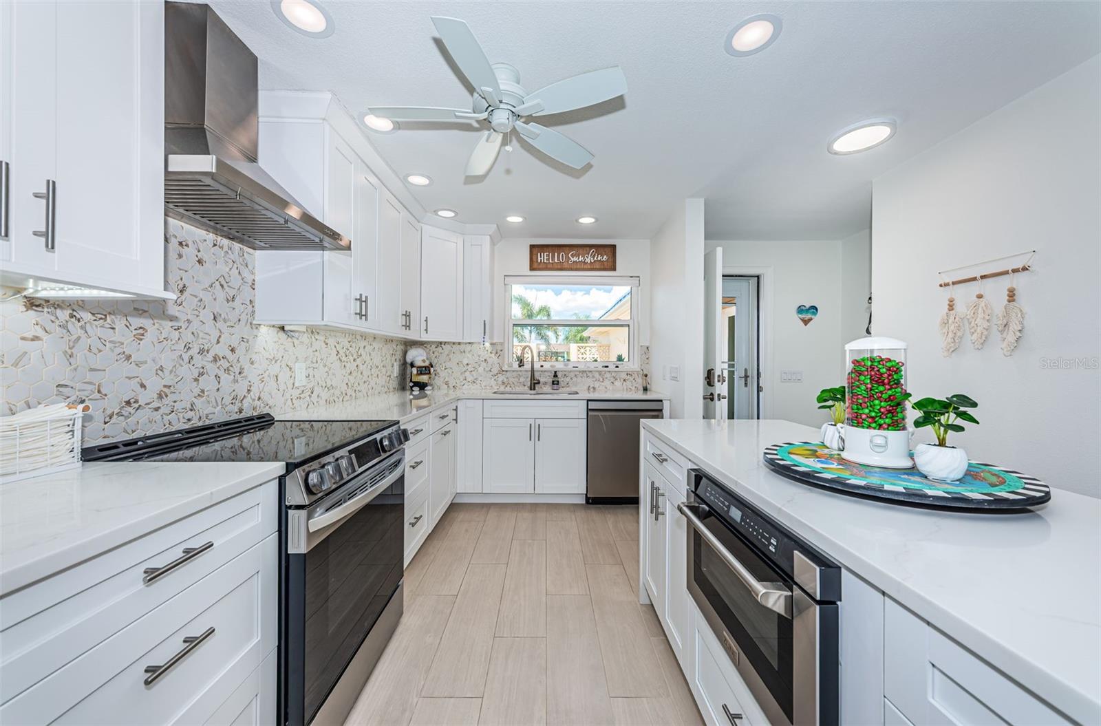 Image 20 of 67 For 476 Boca Ciega Point Boulevard S