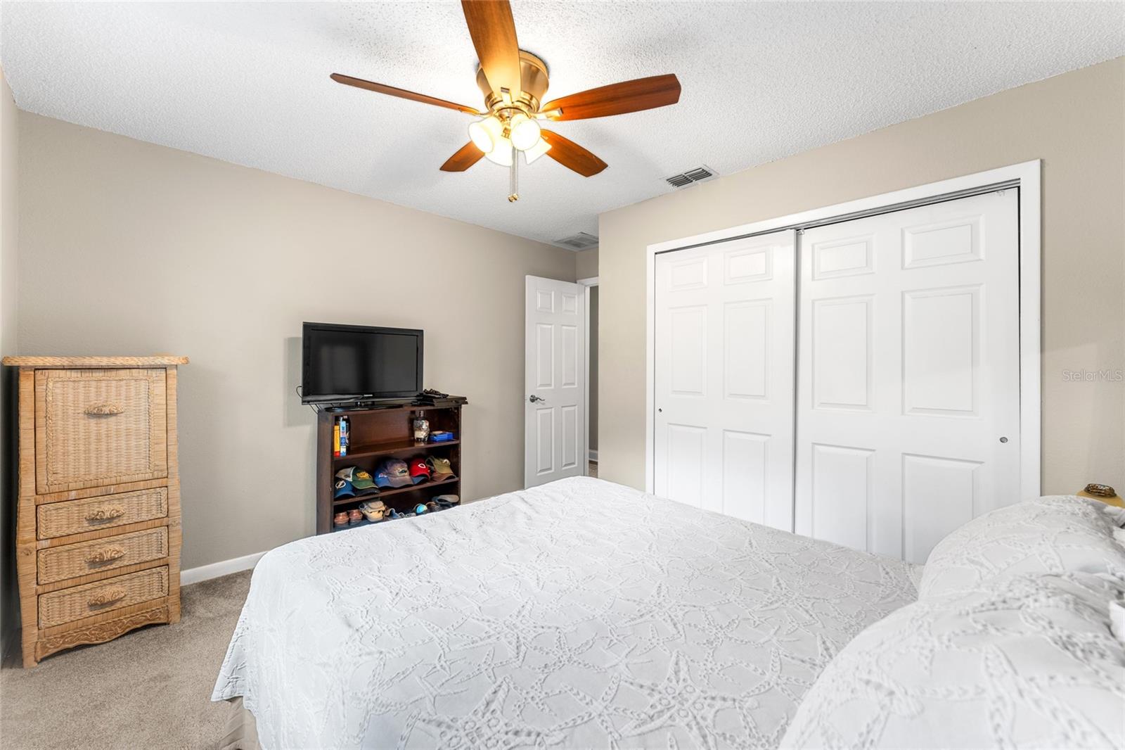 Image 22 of 49 For 1811 La Grande Drive