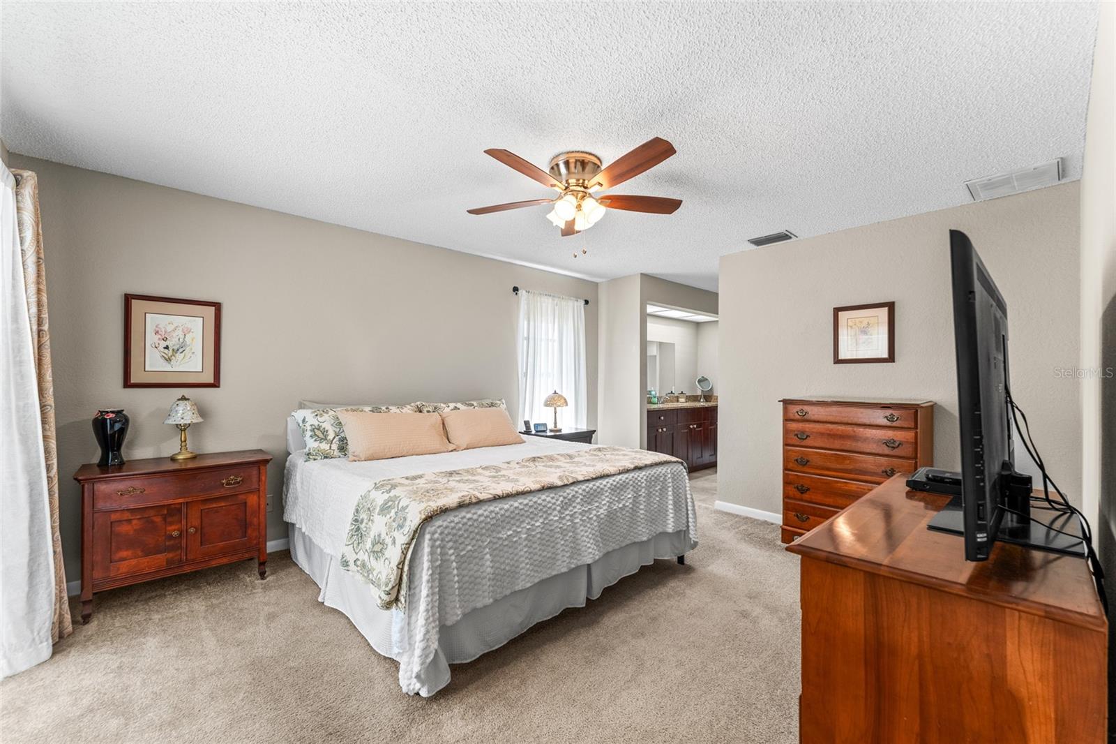 Image 30 of 49 For 1811 La Grande Drive