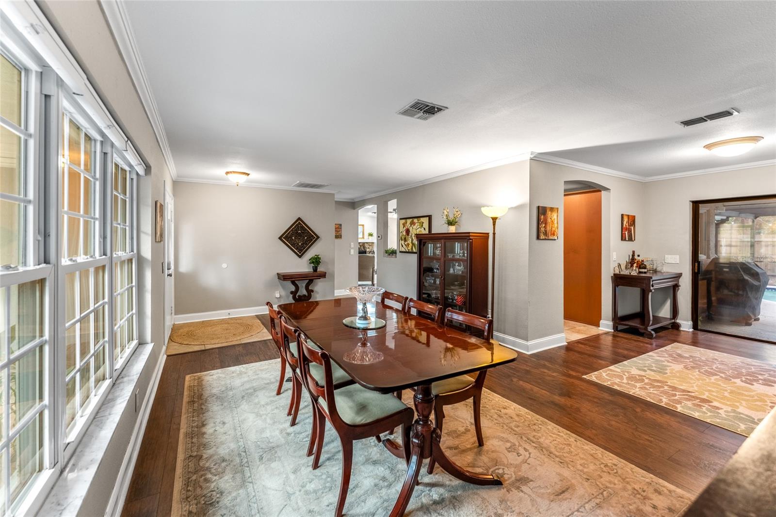 Image 7 of 49 For 1811 La Grande Drive