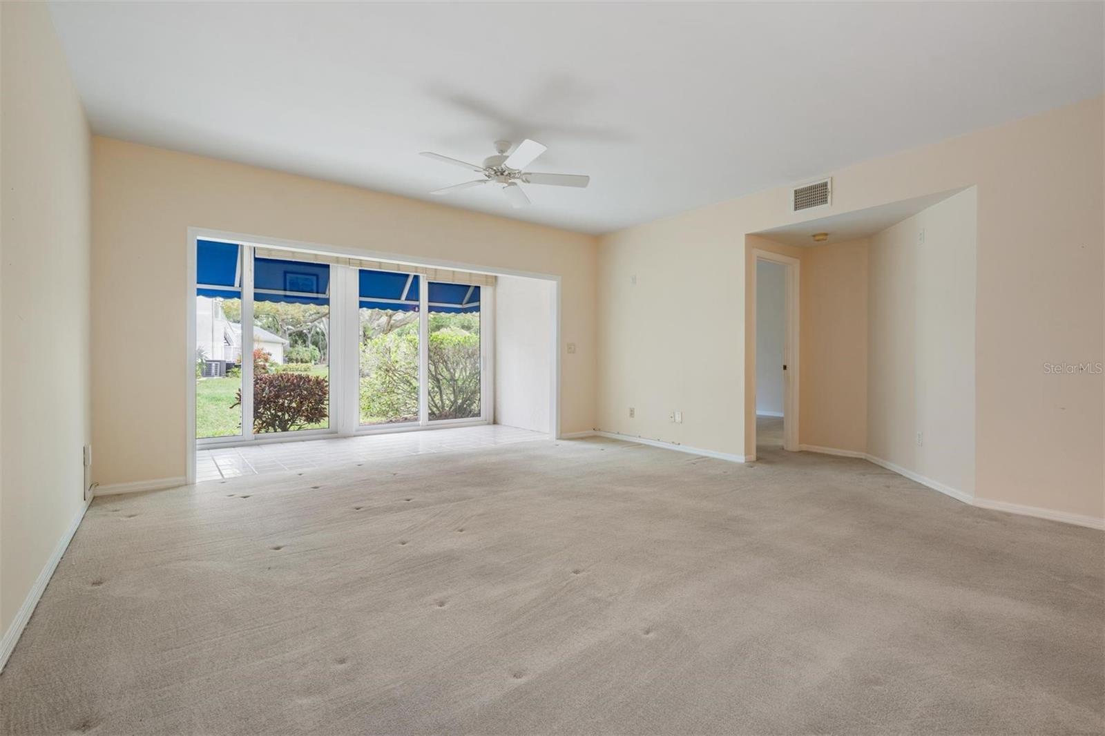 Image 39 of 50 For 11500 Shipwatch Drive 1362