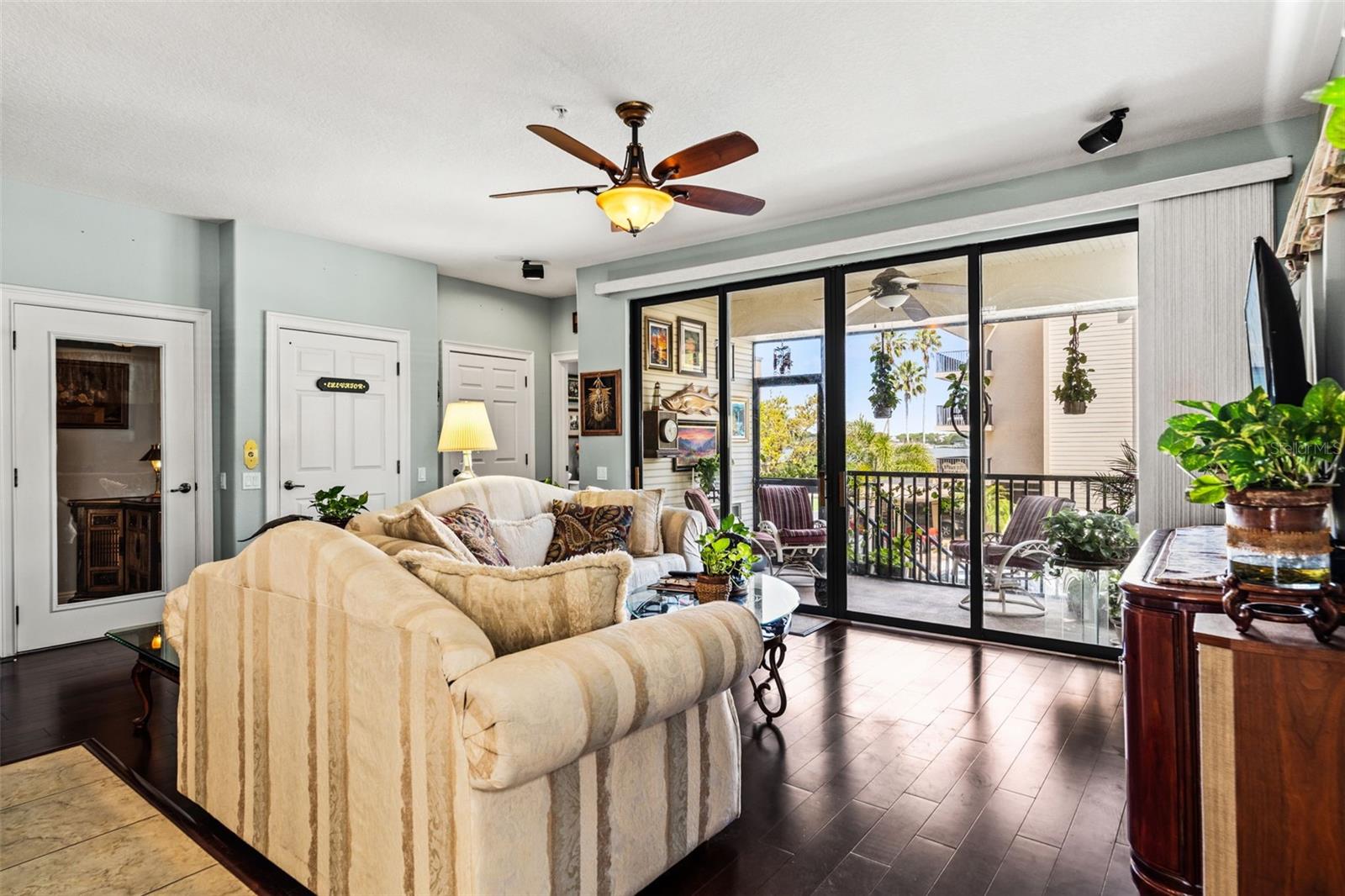 Image 10 of 60 For 606 Bella Loop 2