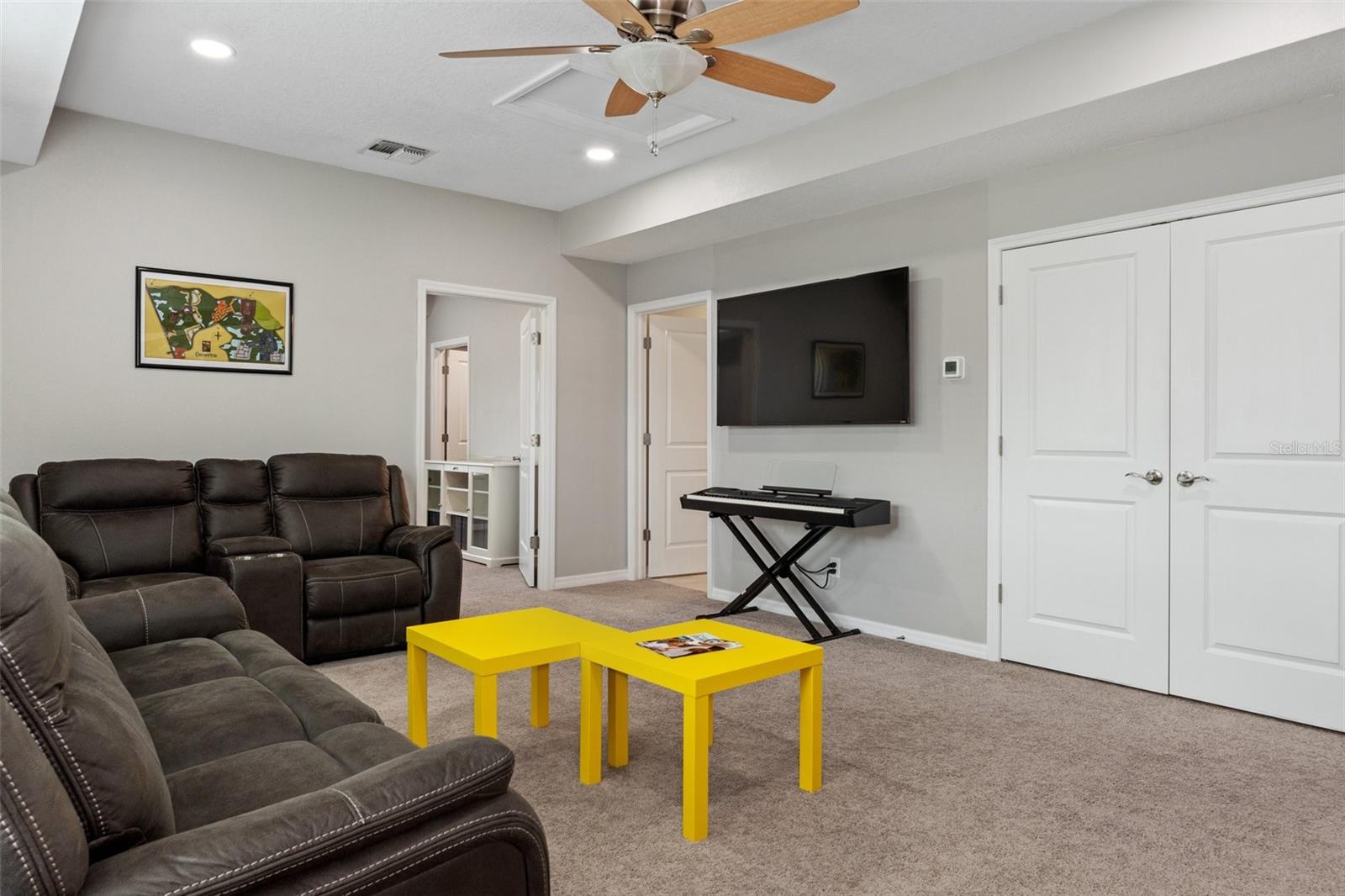 Image 40 of 52 For 8961 Garden Party Drive