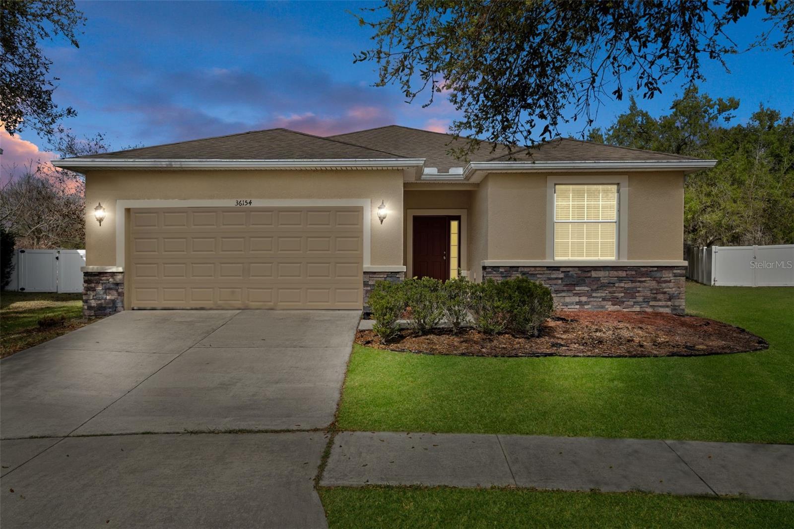 Details for 36154 Laguna Hills Circle, ZEPHYRHILLS, FL 33541