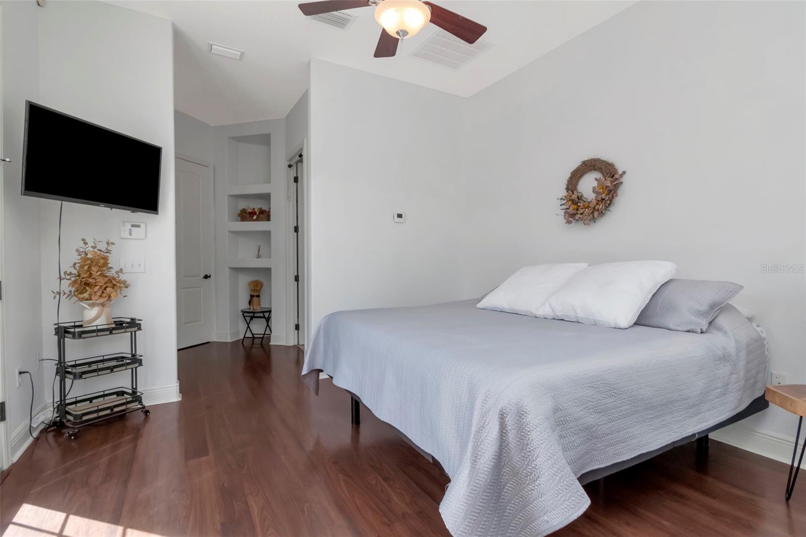 Image 48 of 72 For 1022 Emerald Creek Drive