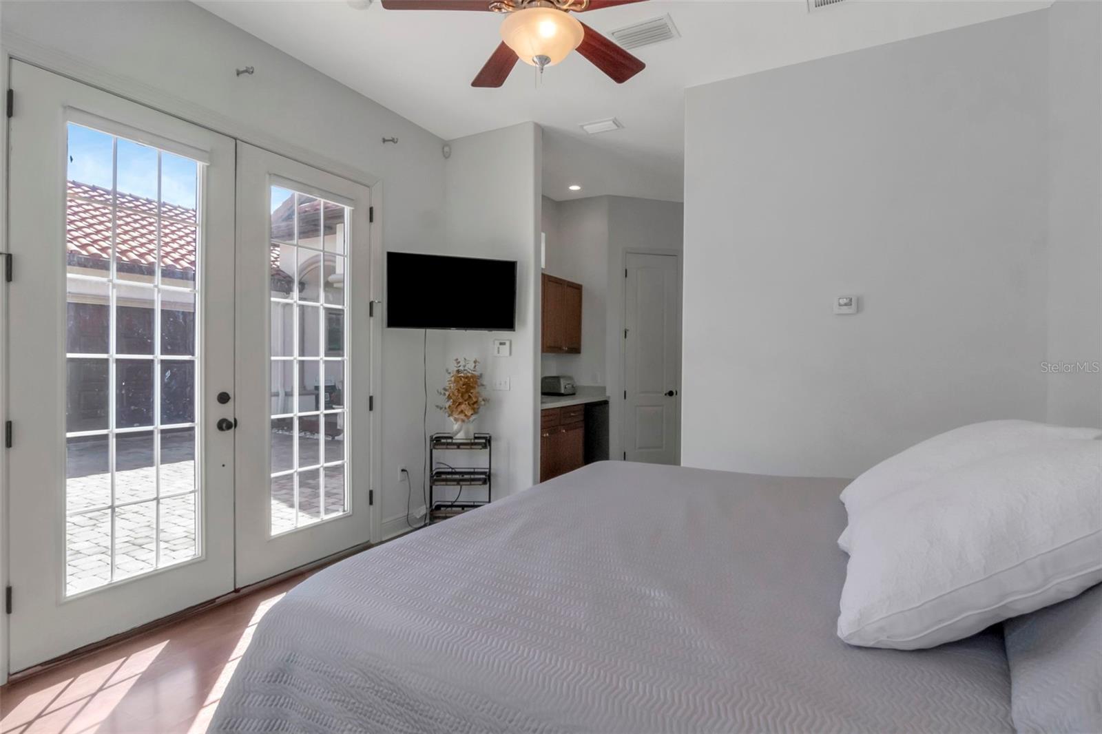 Image 50 of 72 For 1022 Emerald Creek Drive