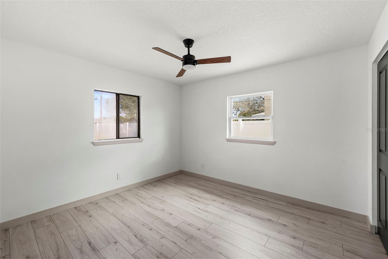 Image 27 of 37 For 7331 36th Avenue N