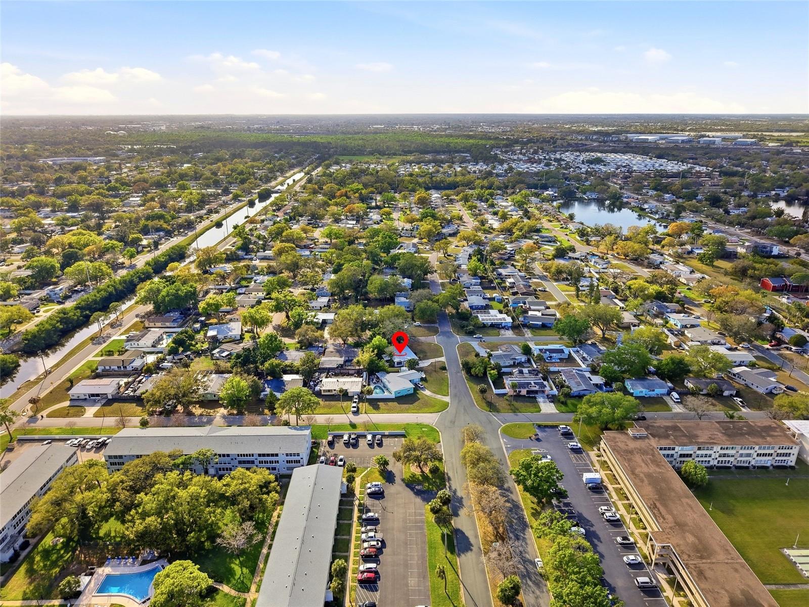 Listing photo id 36 for 1190 79th Avenue N