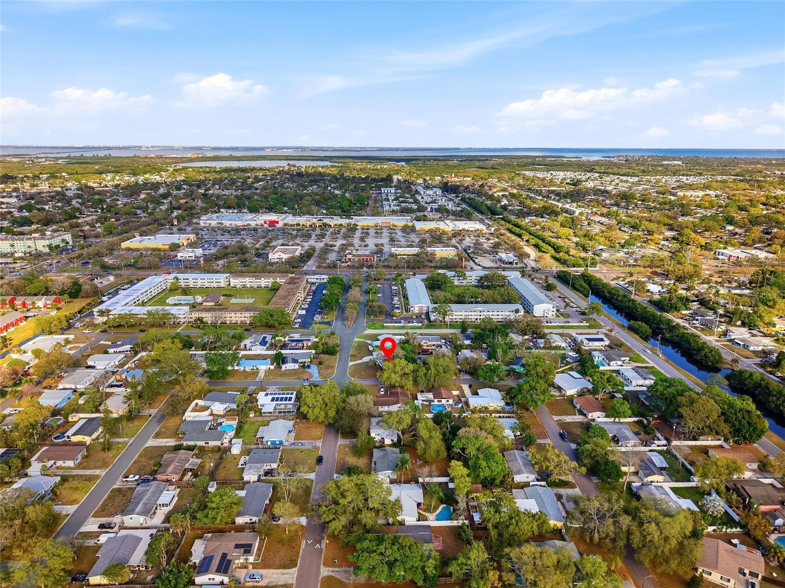 Listing photo id 38 for 1190 79th Avenue N