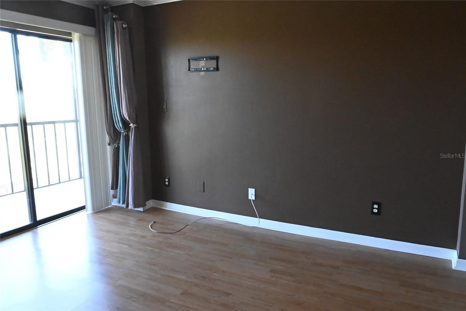 Image 10 of 14 For 2700 Cove Cay Drive 1-5d