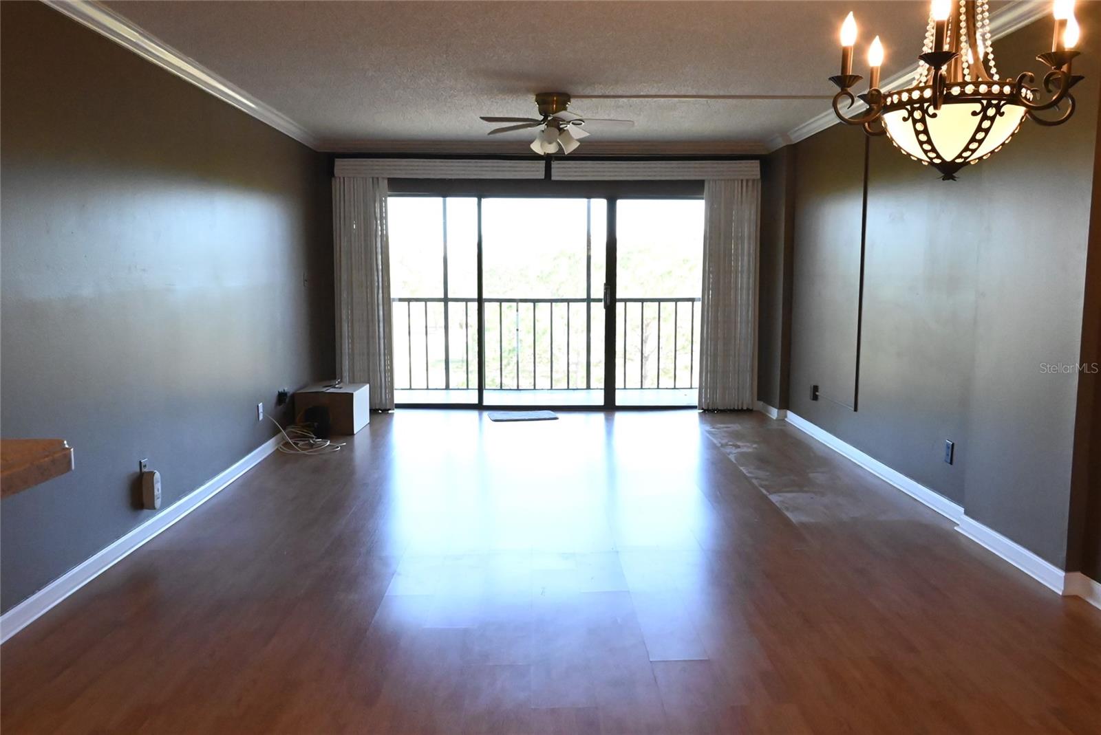 Image 6 of 14 For 2700 Cove Cay Drive 1-5d