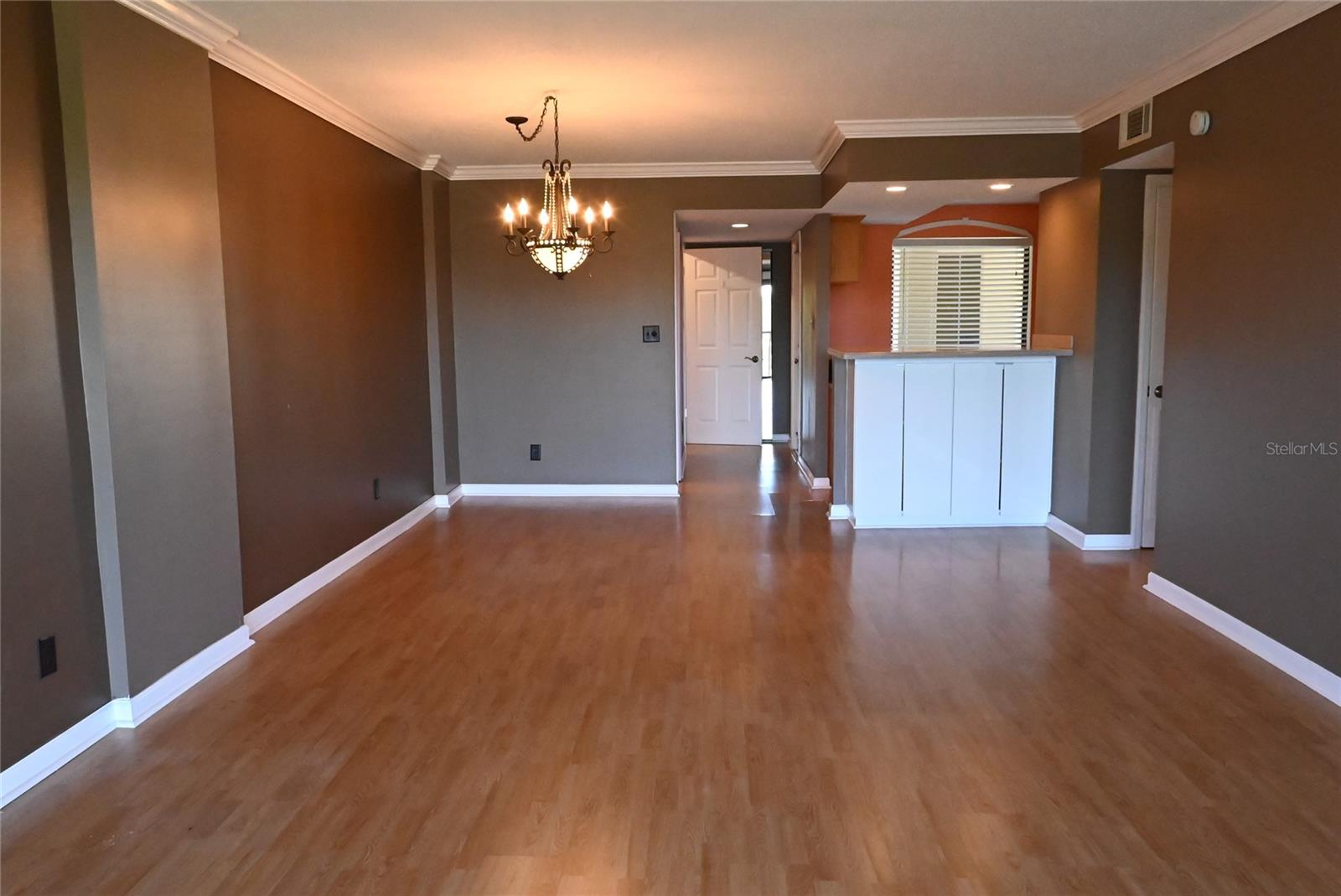 Image 7 of 14 For 2700 Cove Cay Drive 1-5d