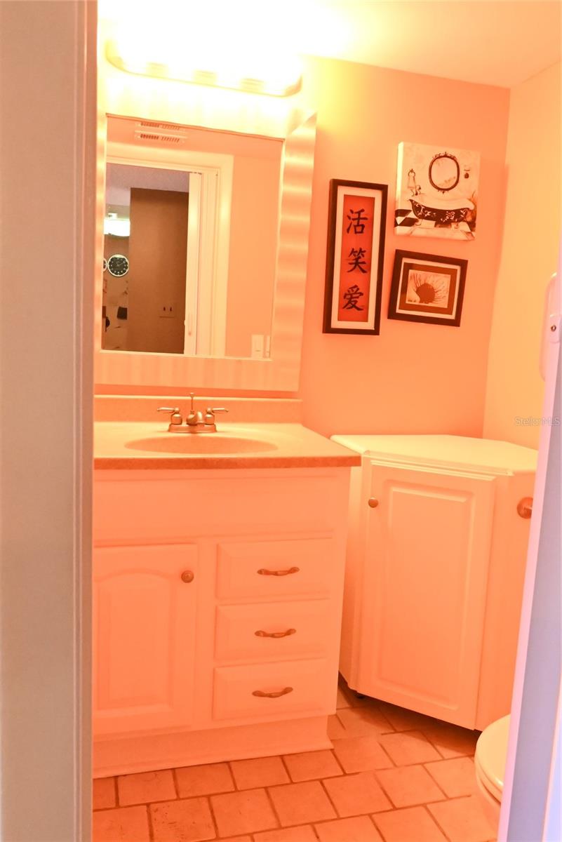 Image 8 of 14 For 2700 Cove Cay Drive 1-5d