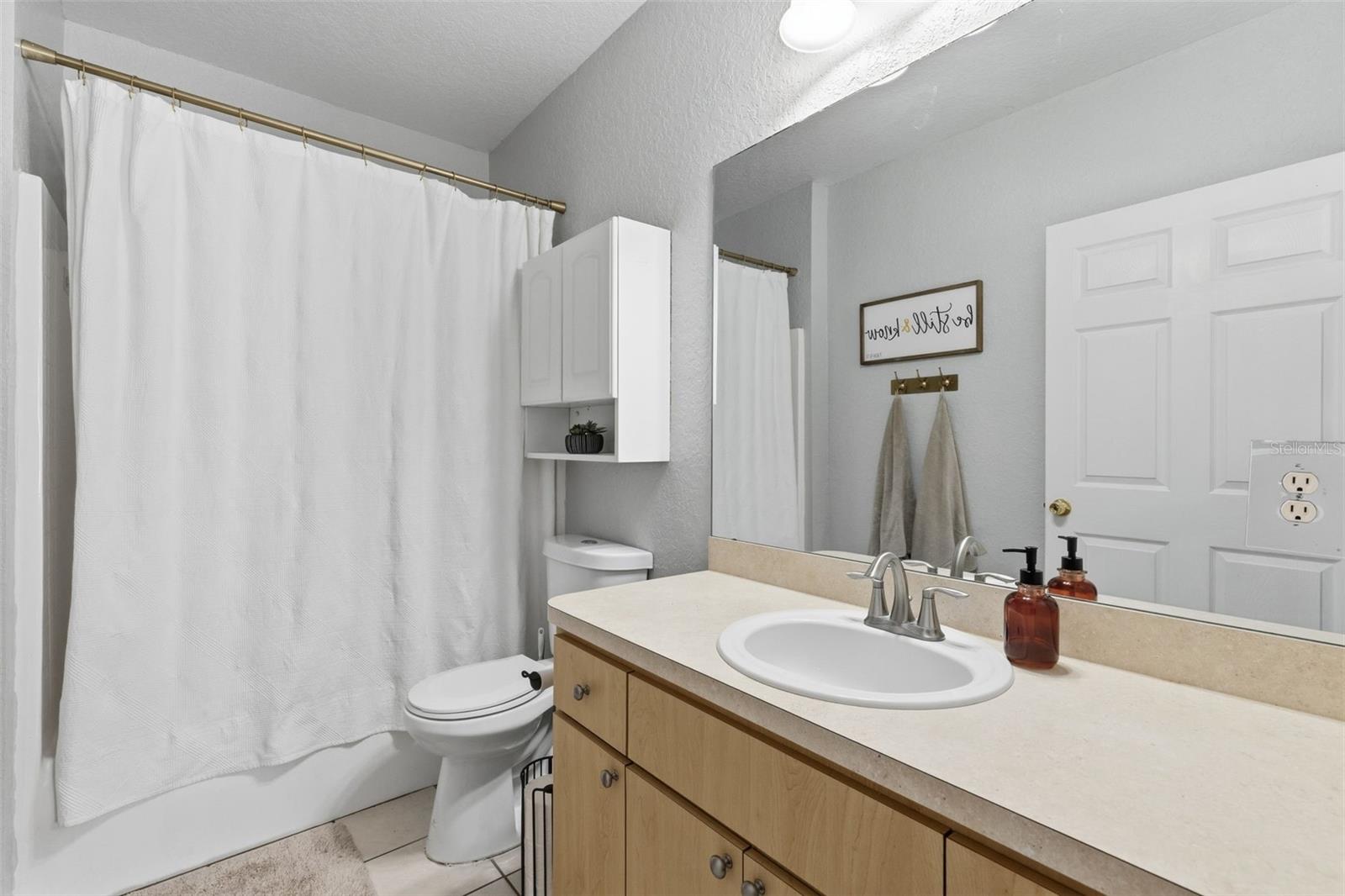 Image 24 of 28 For 5940 & 5934 Meadowlane Street