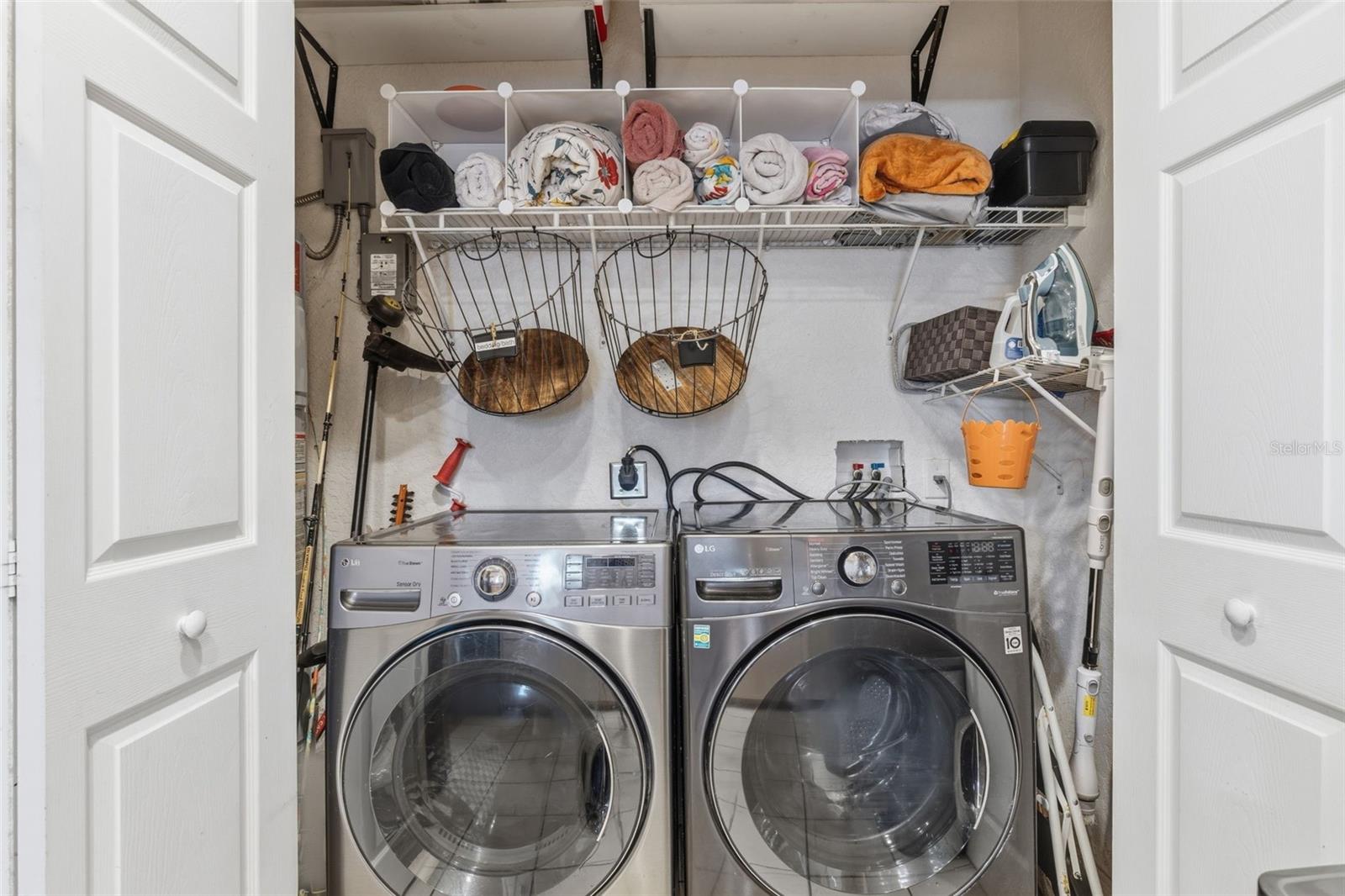 Image 25 of 28 For 5940 & 5934 Meadowlane Street