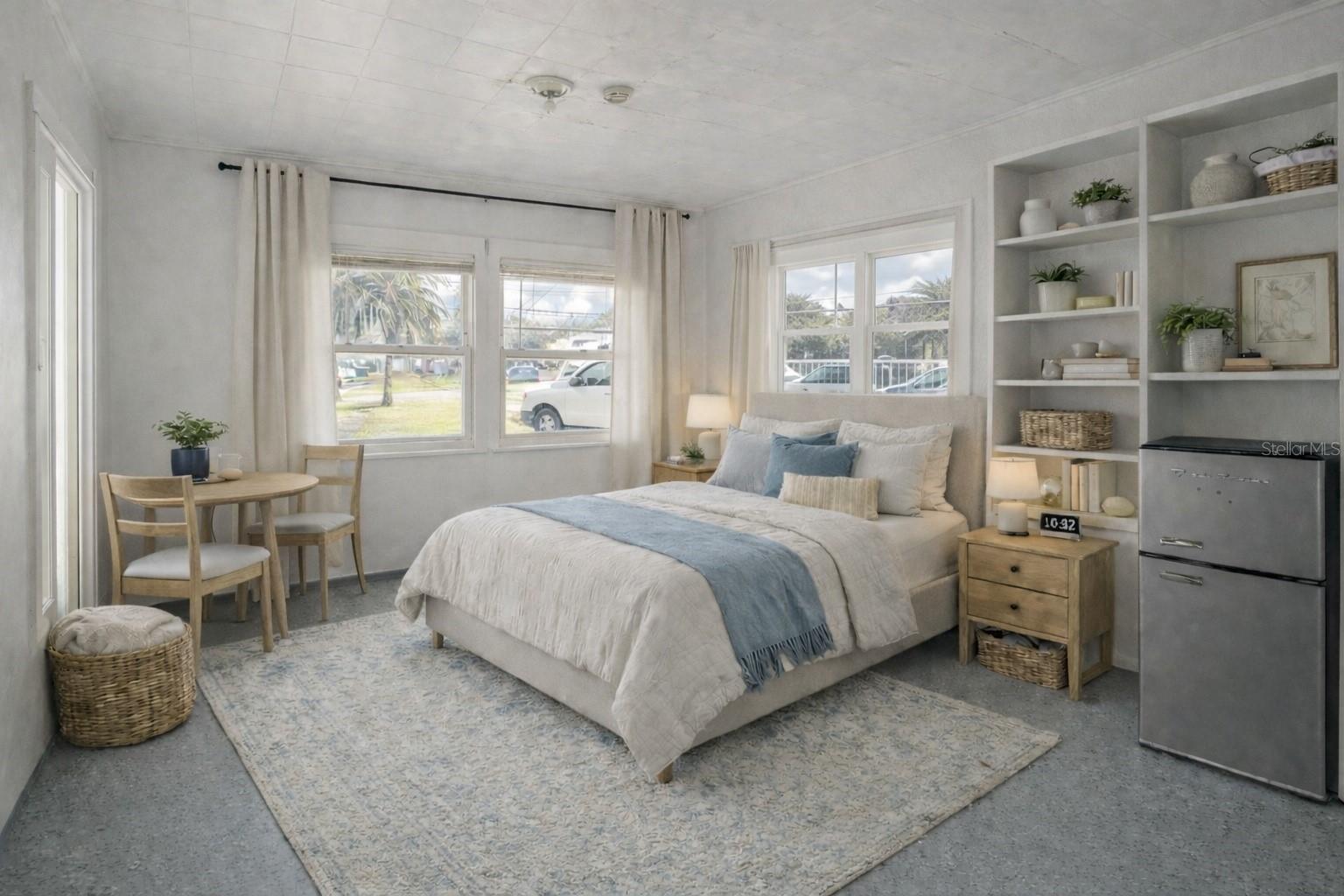 Image 2 of 6 For 1949 Duval Street