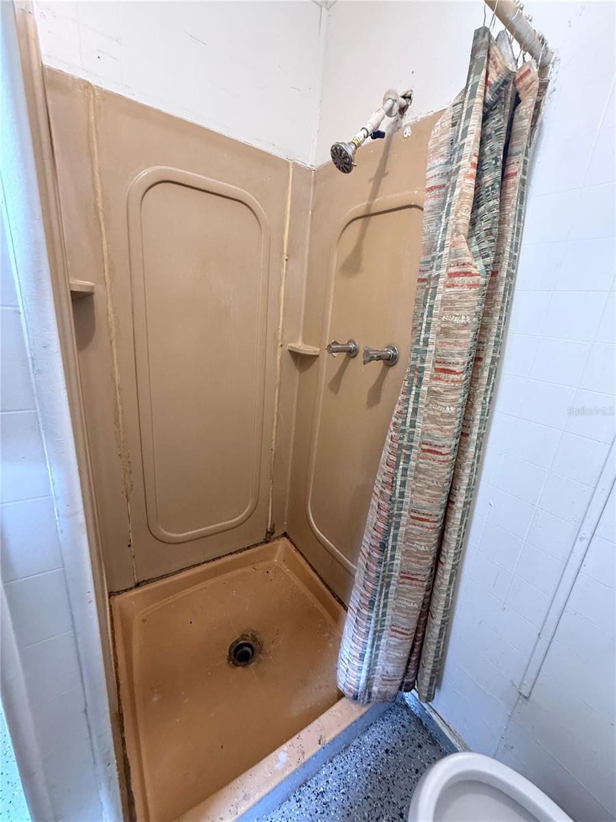 Image 5 of 6 For 1949 Duval Street