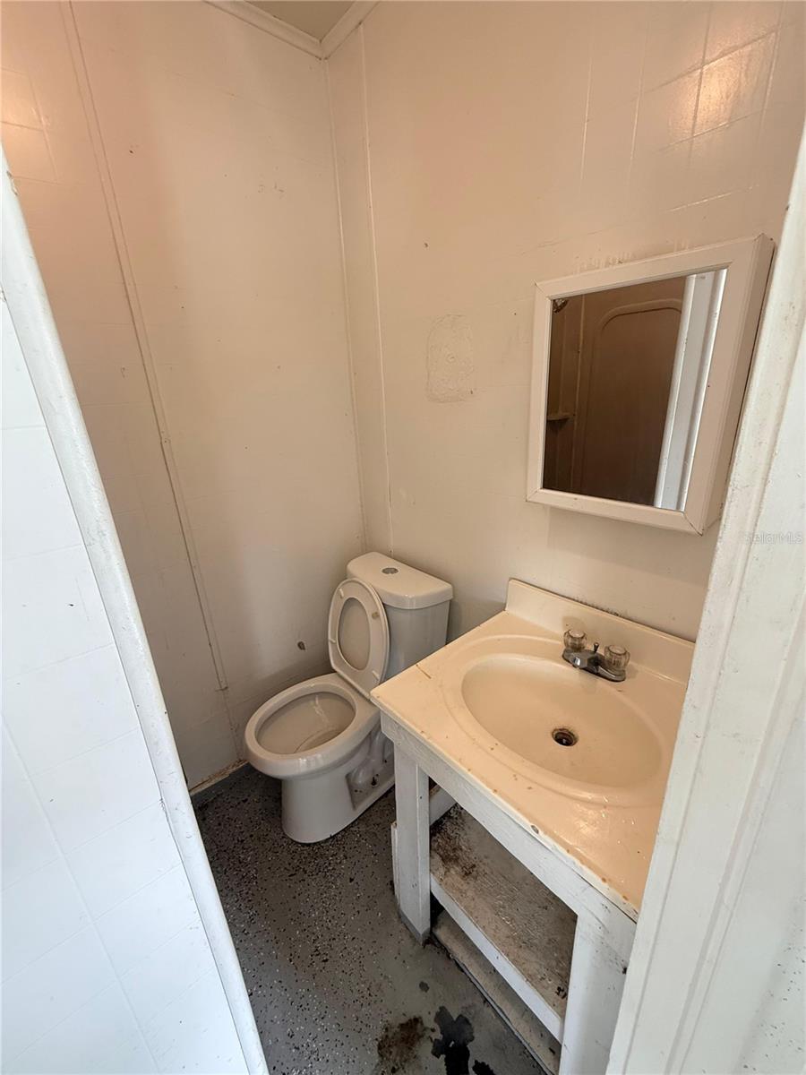 Image 6 of 6 For 1949 Duval Street