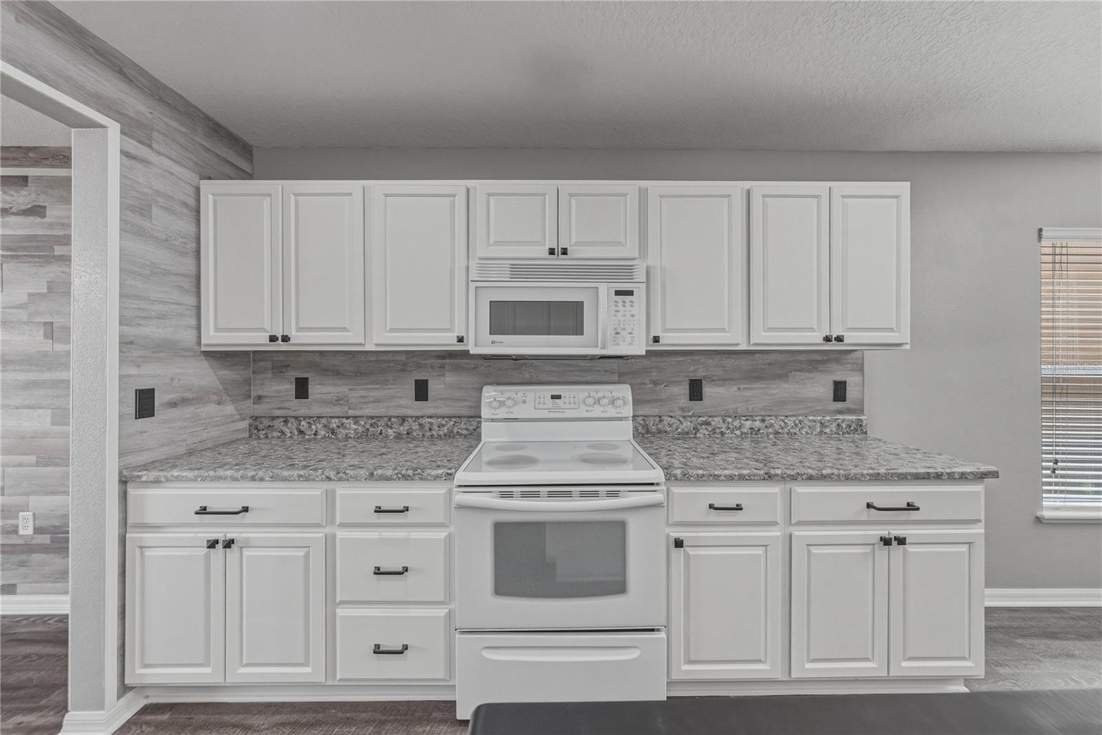 Image 15 of 63 For 13416 Kent Bradley Street