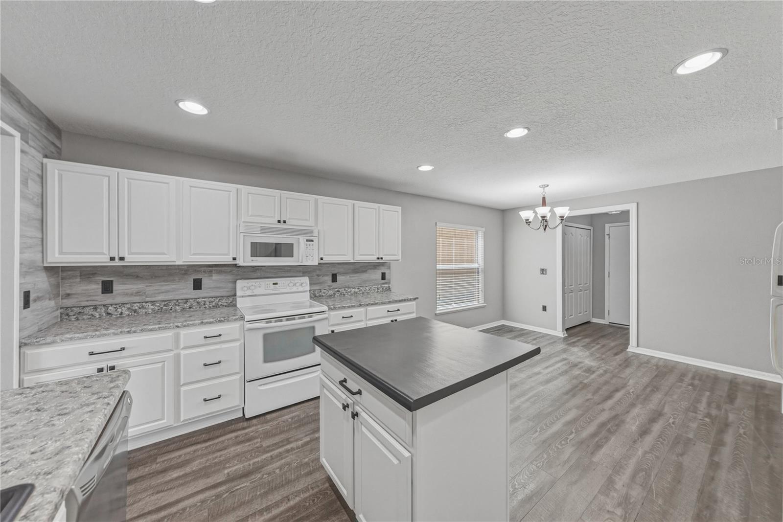 Image 16 of 63 For 13416 Kent Bradley Street