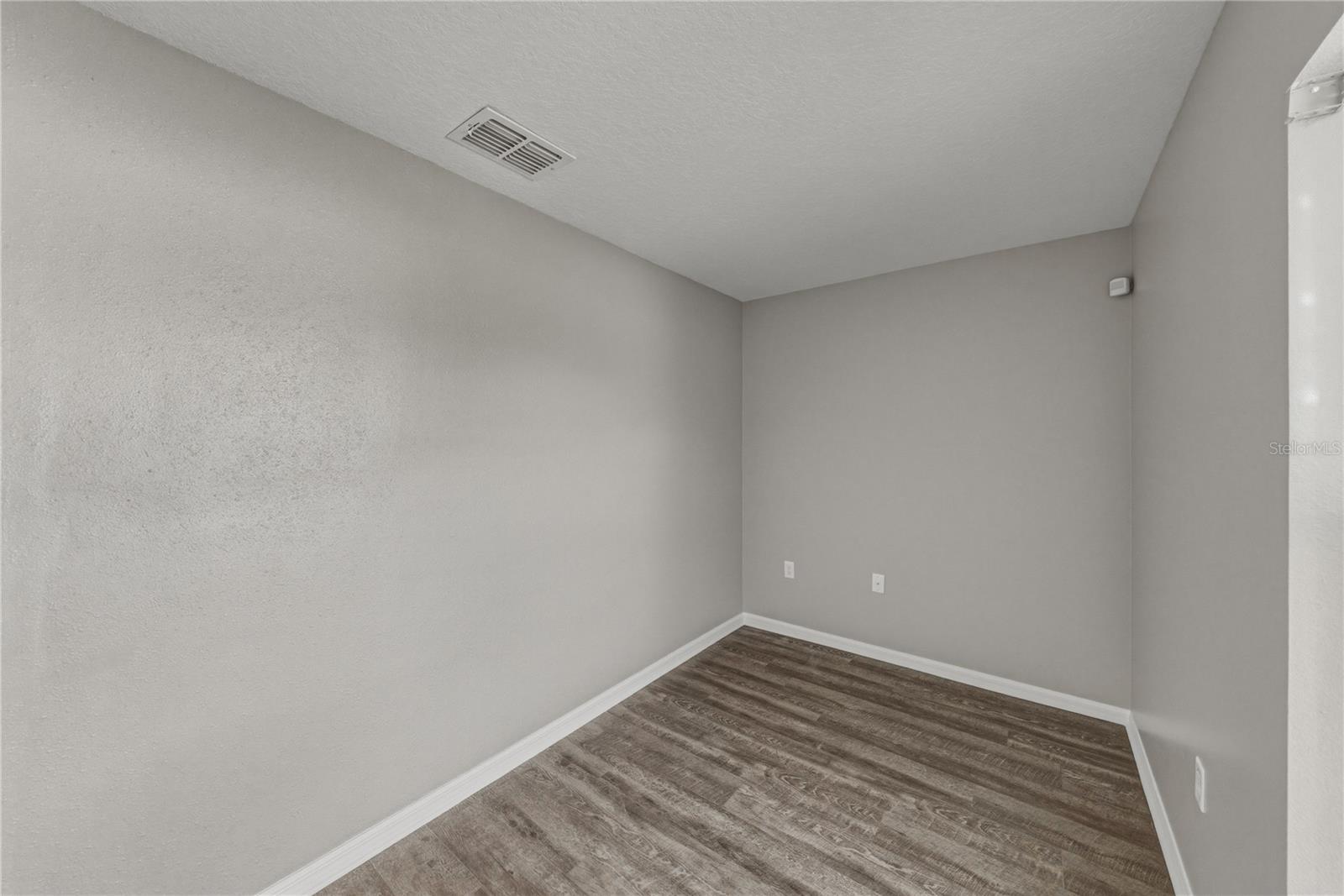 Image 29 of 63 For 13416 Kent Bradley Street