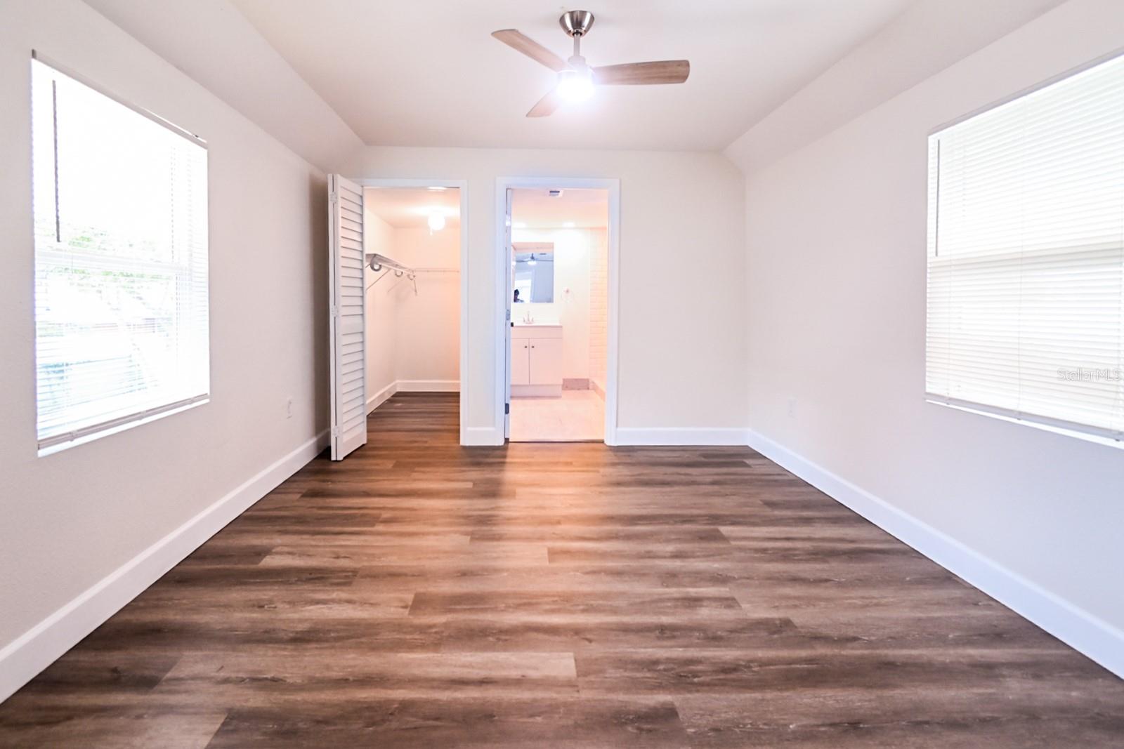 Image 20 of 34 For 426 Disston Avenue