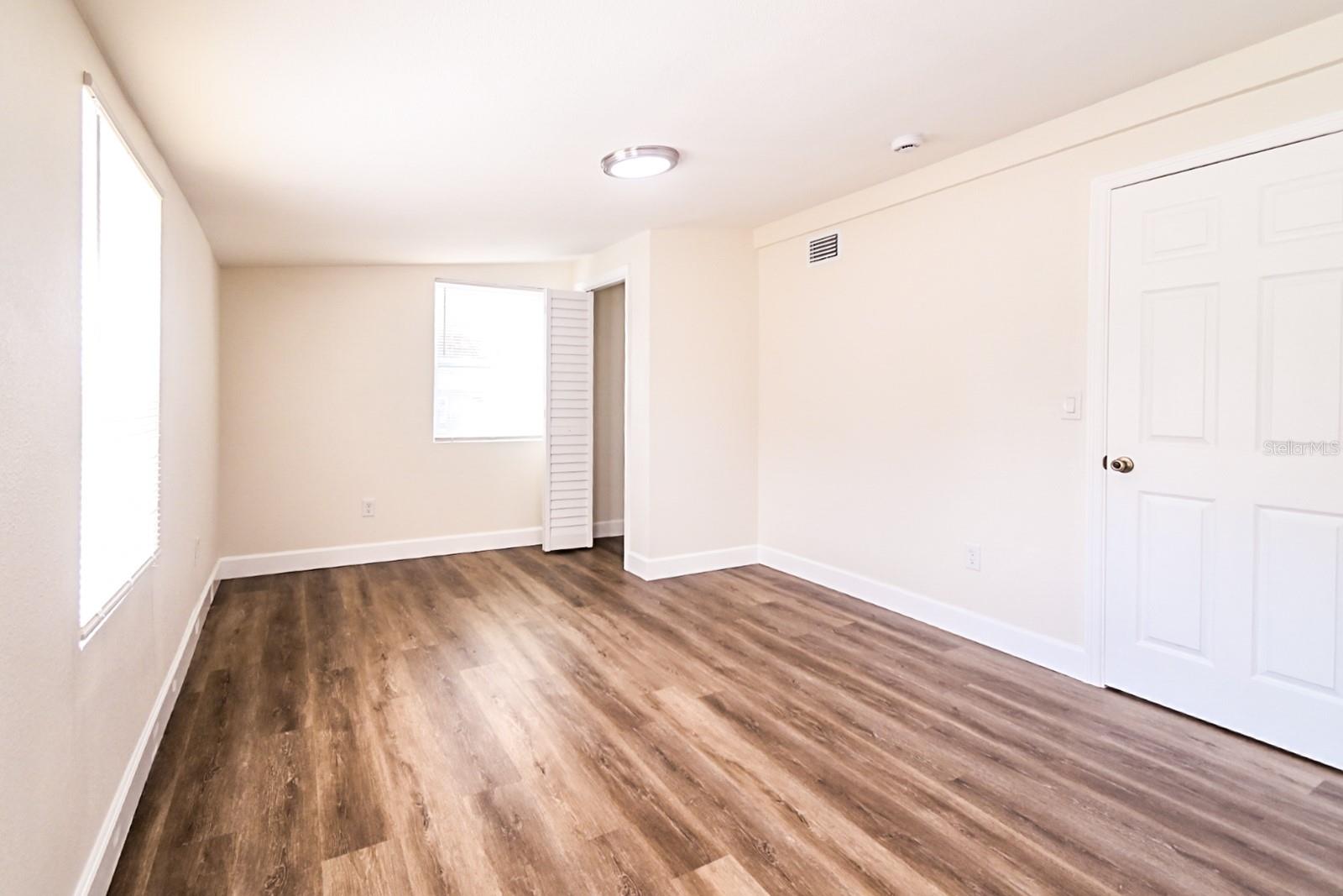 Image 27 of 34 For 426 Disston Avenue