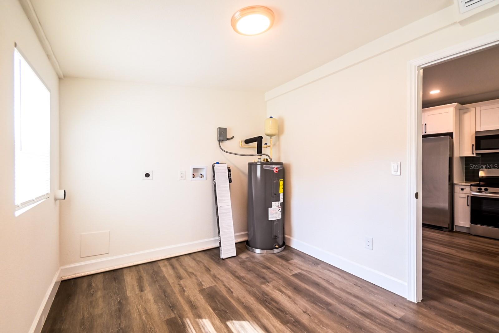 Image 32 of 34 For 426 Disston Avenue