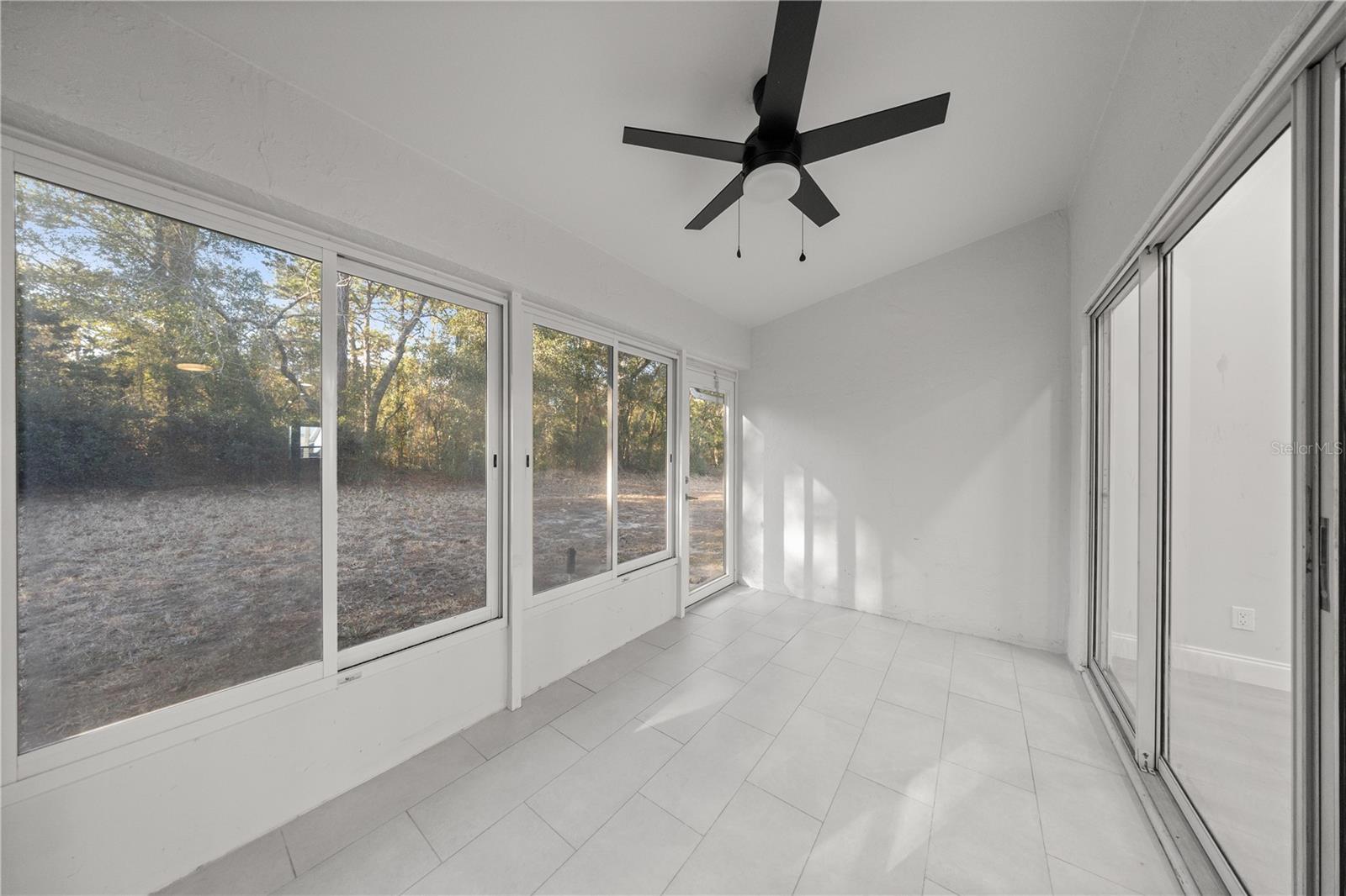 Image 19 of 32 For 10441 85th Court