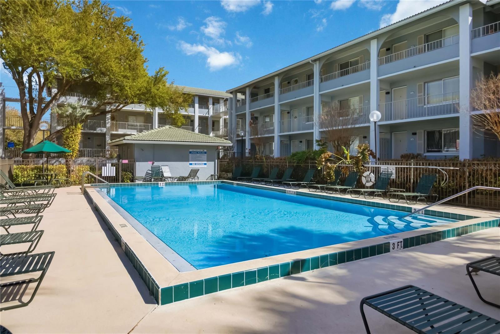 Image 25 of 32 For 127 Oyster Bay Circle 110