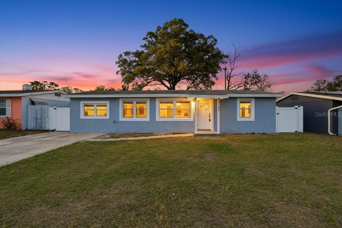 Image 3 of 19 For 5721 65th Avenue N