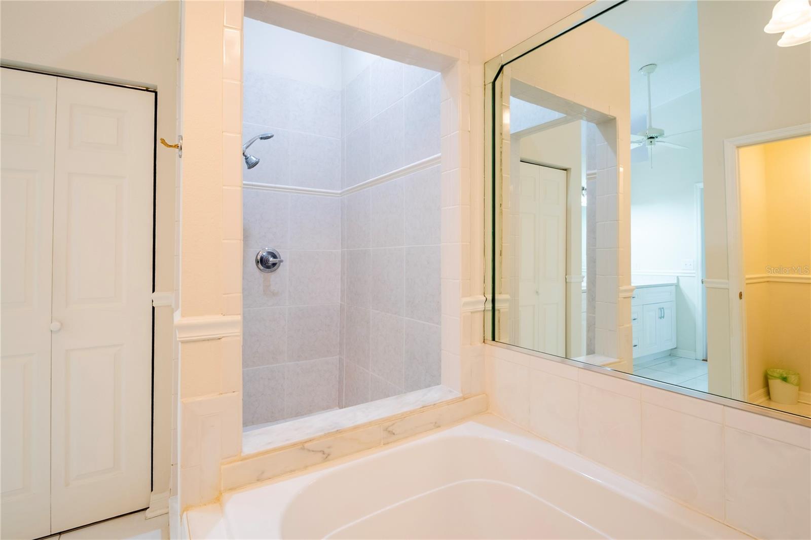 Image 30 of 62 For 1101 Pinellas Bayway S 206