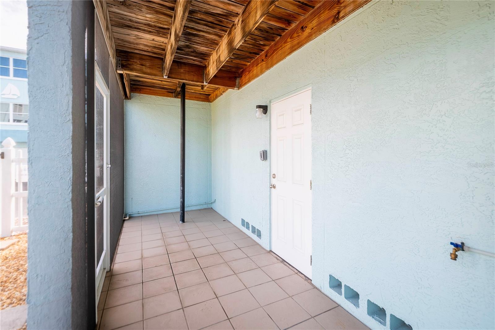 Image 42 of 62 For 1101 Pinellas Bayway S 206