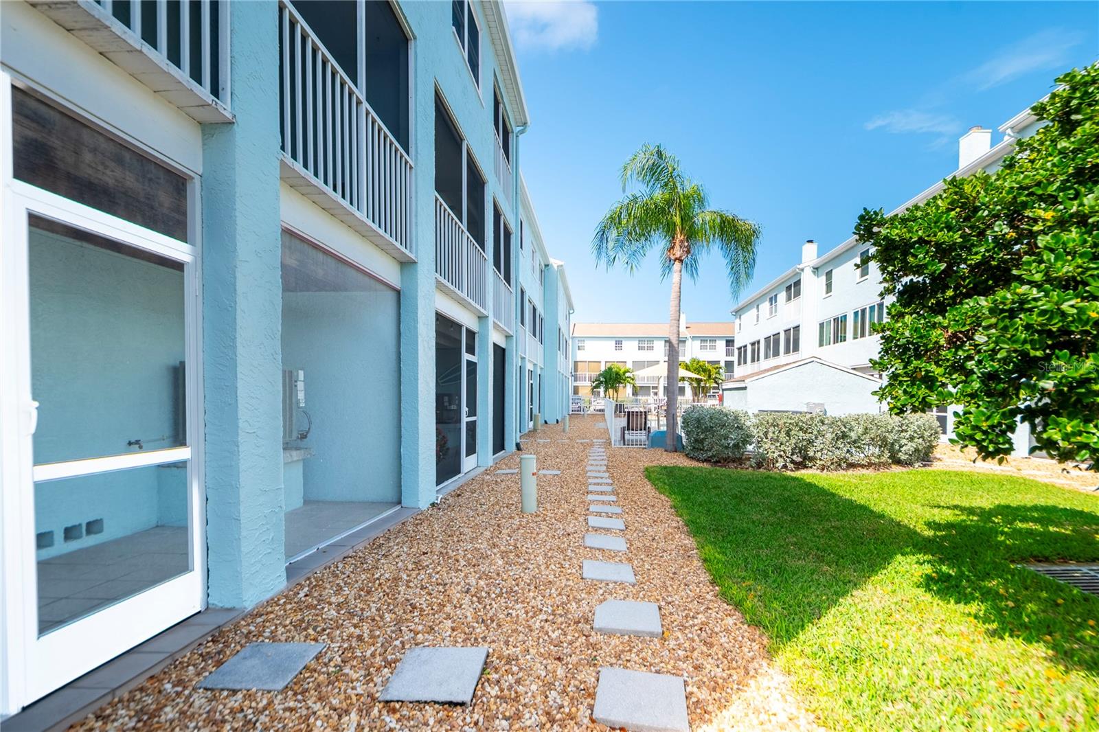 Image 44 of 62 For 1101 Pinellas Bayway S 206