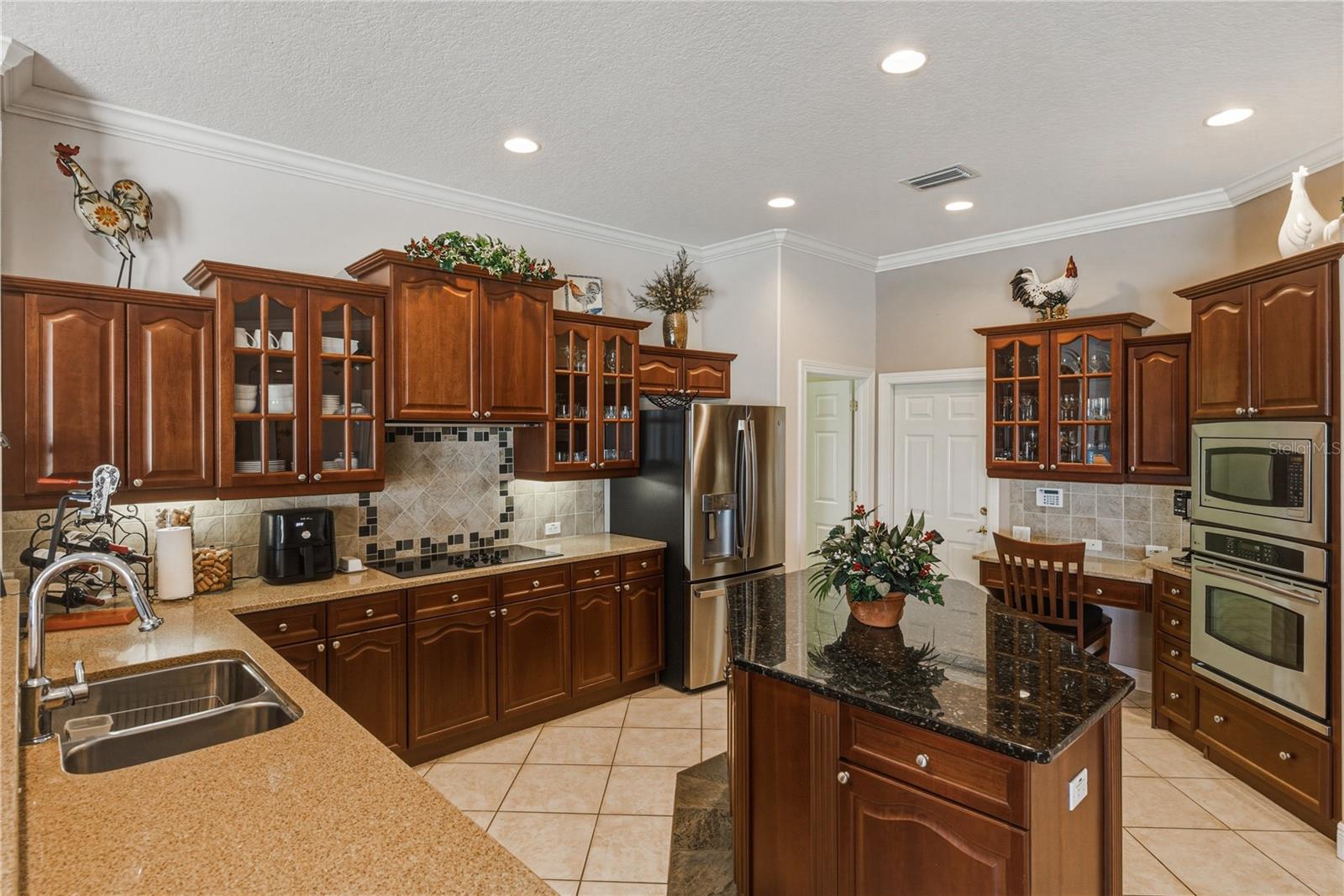 Image 23 of 93 For 33909 Americana Avenue