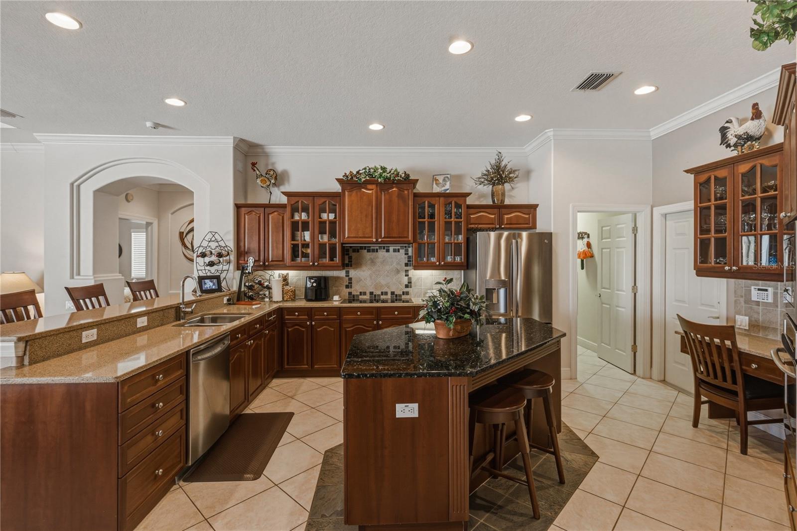 Image 24 of 93 For 33909 Americana Avenue