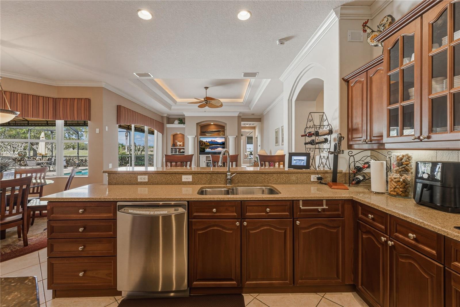 Image 26 of 93 For 33909 Americana Avenue