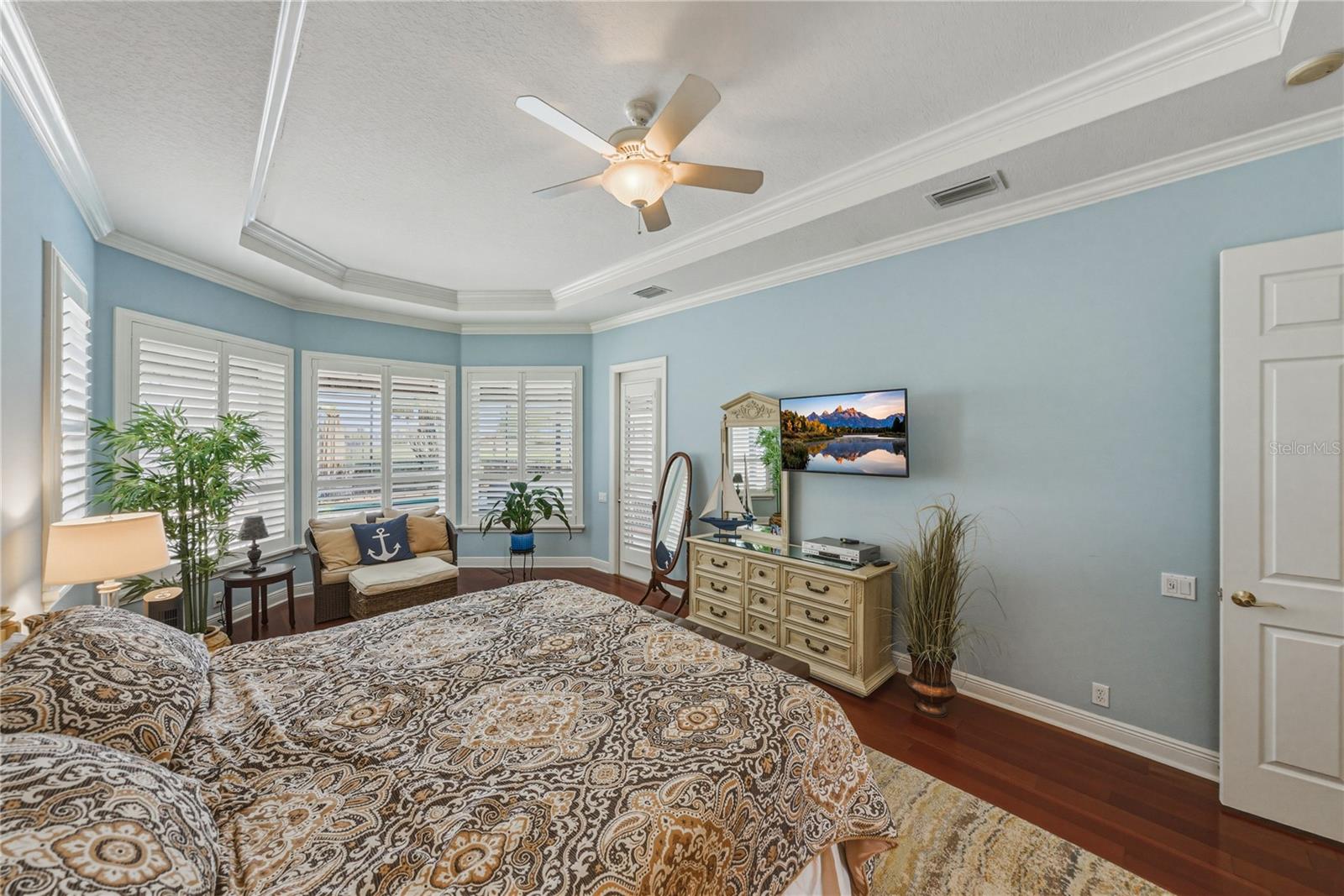 Image 38 of 93 For 33909 Americana Avenue