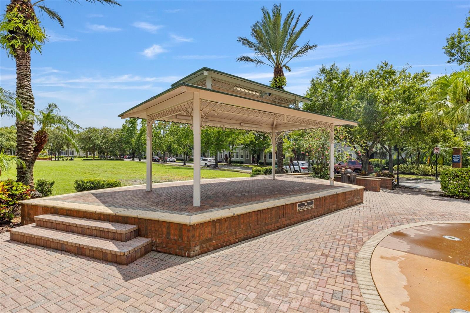 Image 51 of 63 For 10505 Cranleigh Court