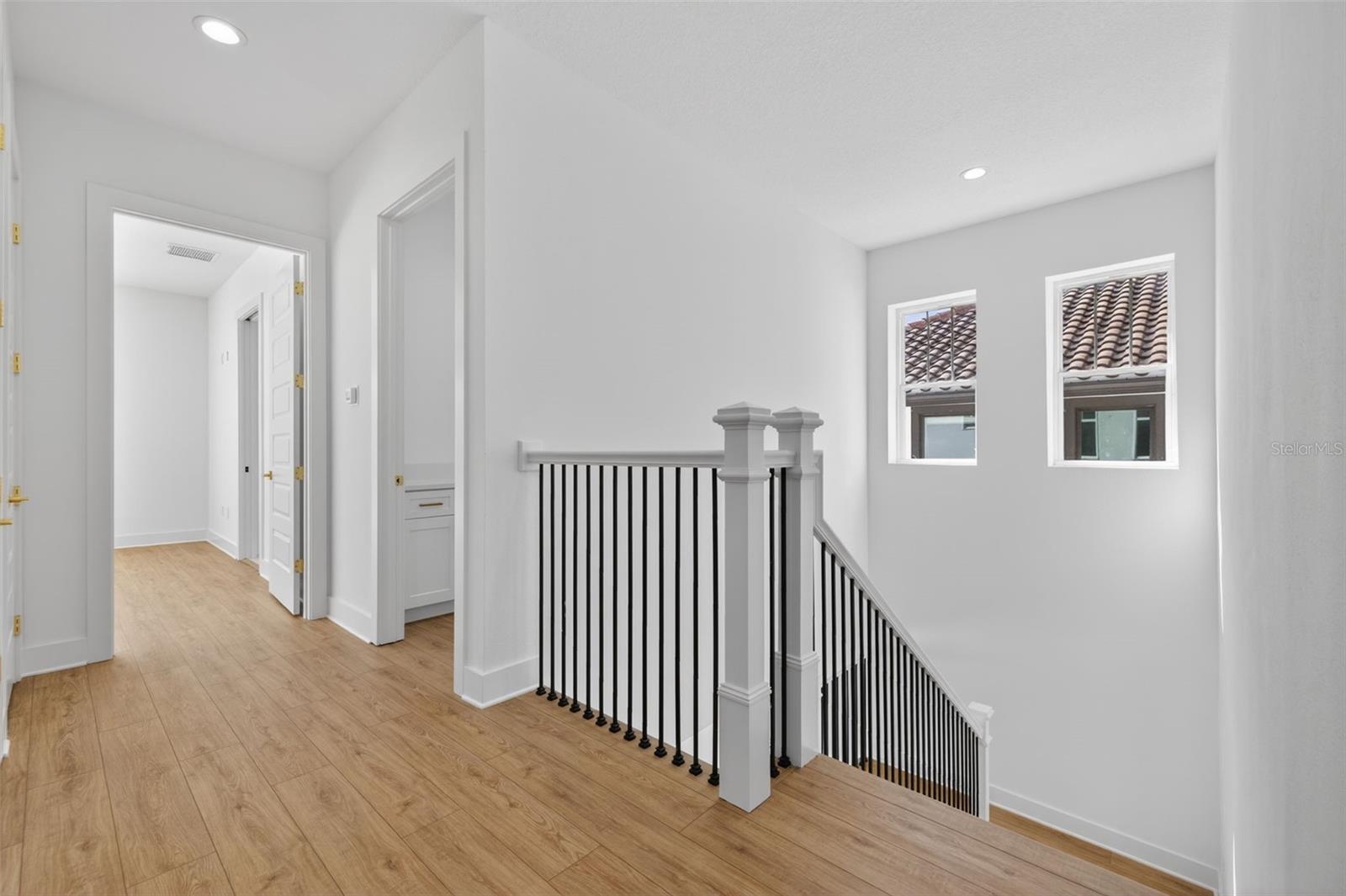 Image 15 of 35 For 842 30th Avenue