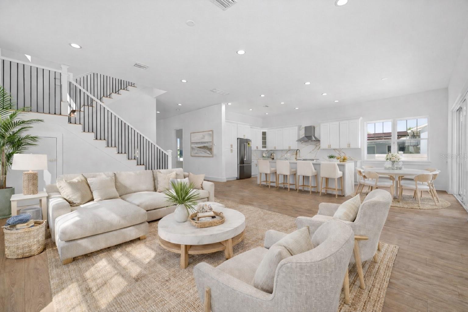 Image 6 of 35 For 842 30th Avenue