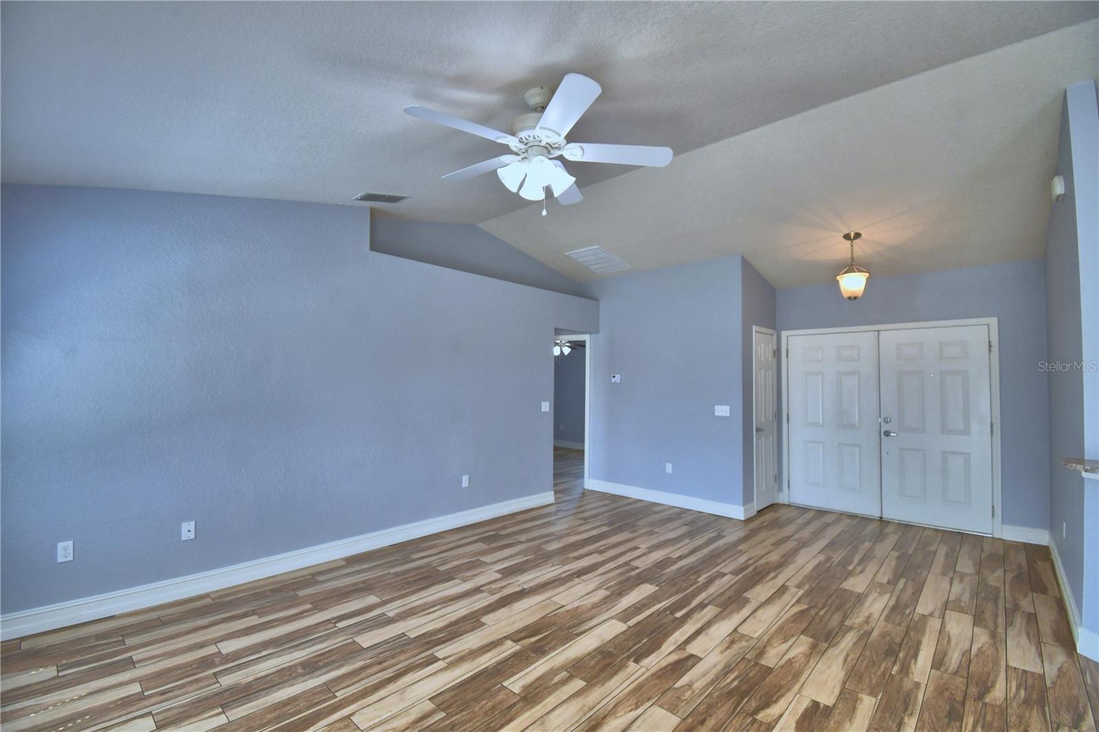 Image 10 of 58 For 2055 Golden Meadow Way