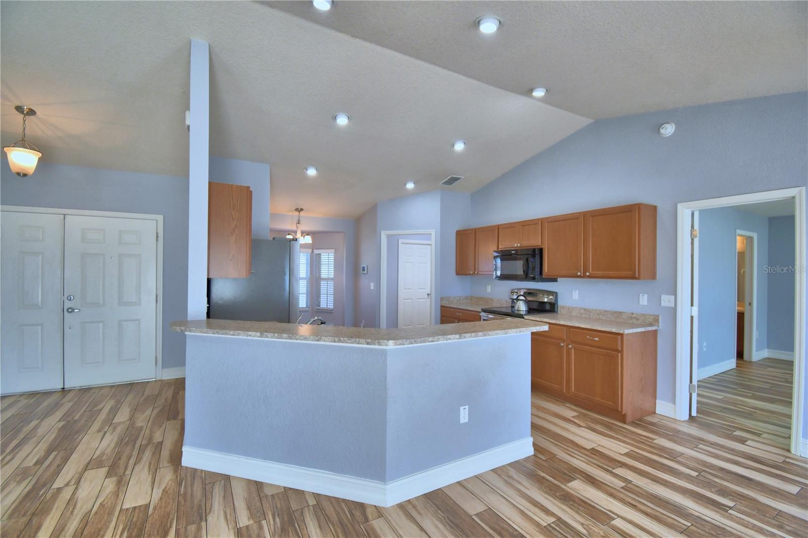 Image 11 of 58 For 2055 Golden Meadow Way