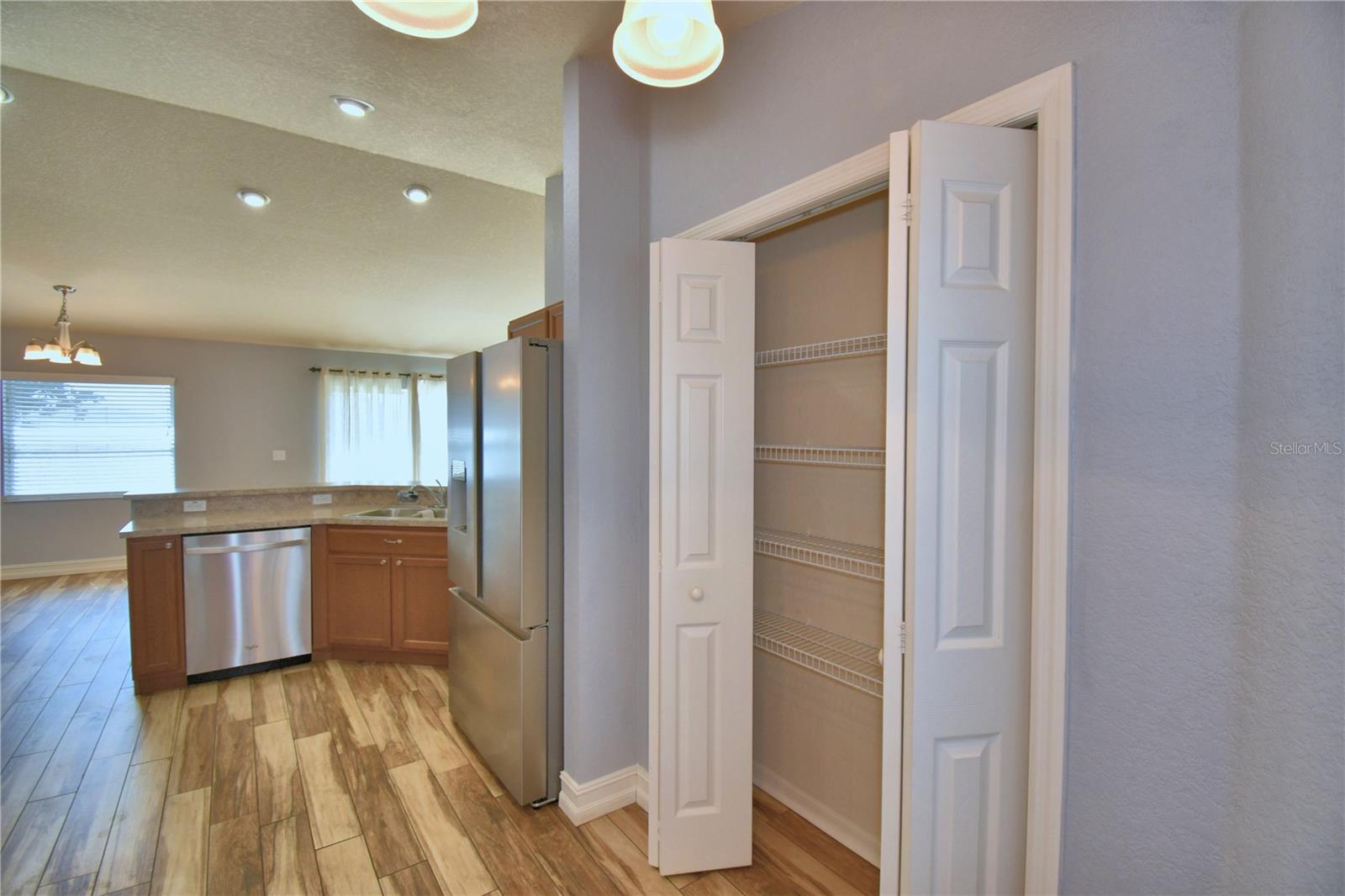 Image 18 of 58 For 2055 Golden Meadow Way