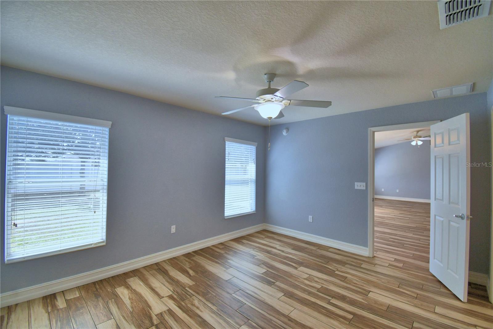 Image 27 of 58 For 2055 Golden Meadow Way