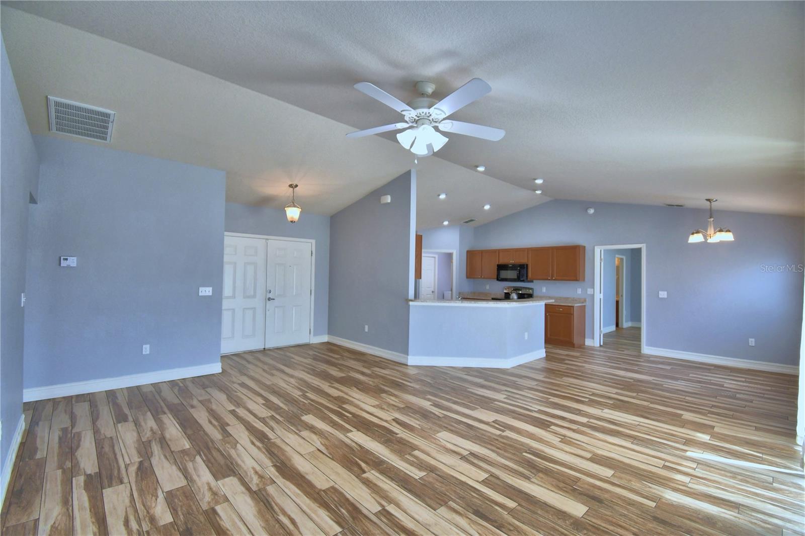 Image 9 of 58 For 2055 Golden Meadow Way